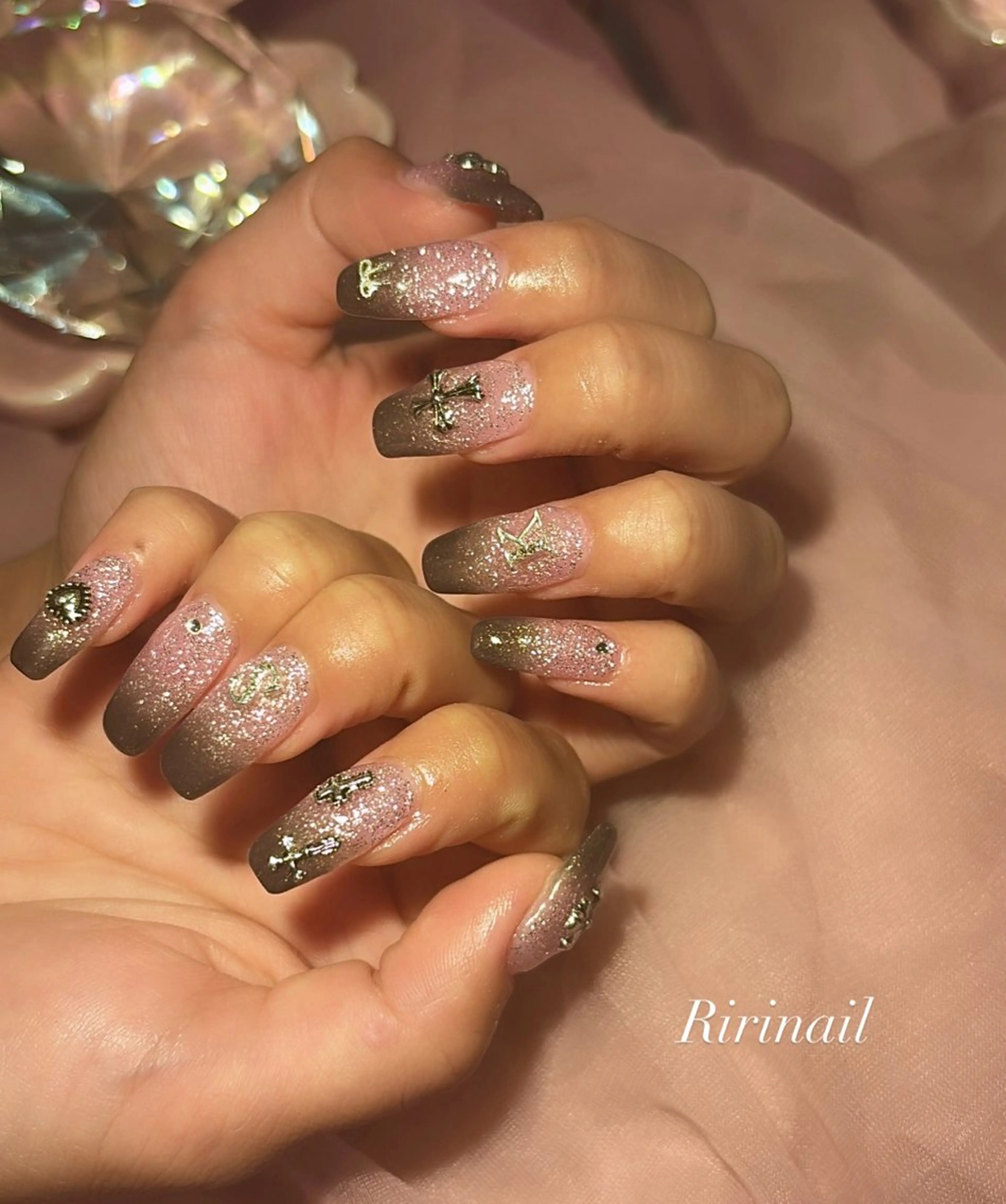 ネイル ハンドネイル 𝐁𝐞𝐥𝐥 𝐦𝐞のネイルデザイン