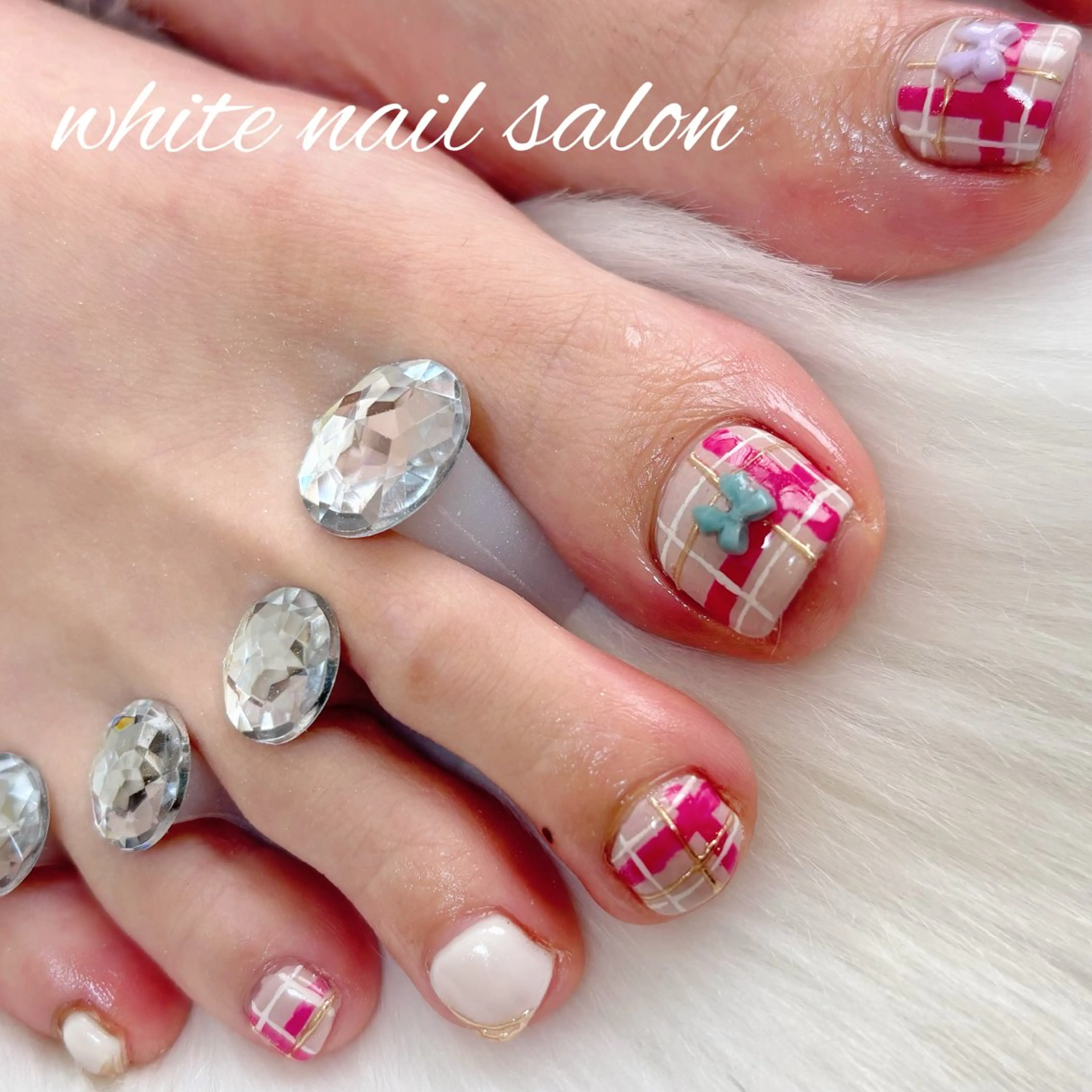 ネイル フットネイル フットネイル white nail salonのネイルデザイン