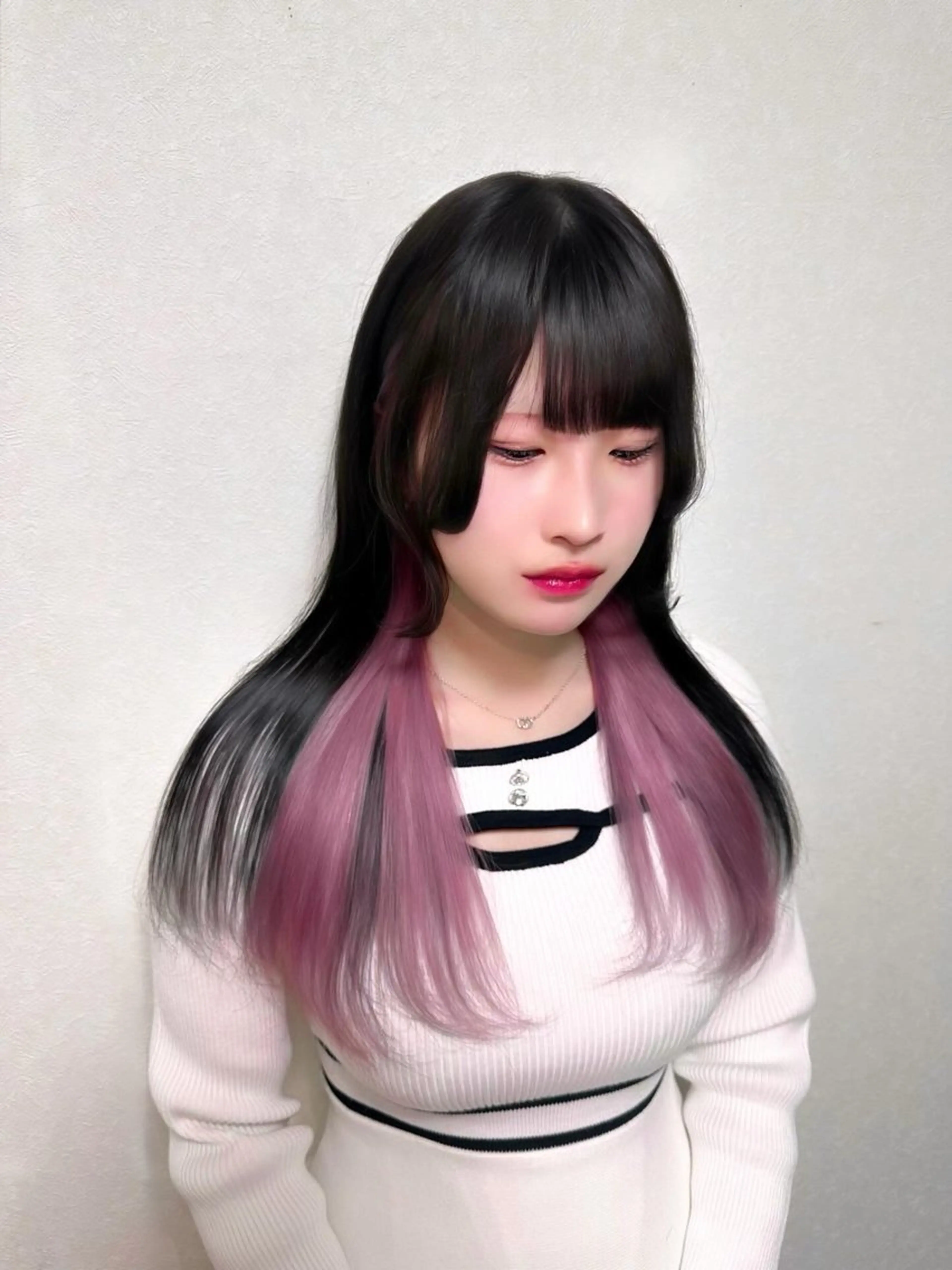 ロング カラー インナーカラー ラベンダーカラー ラベンダーピンク ピンクカラー ヘアカラー ハイトーン💗ピンク 🛼ベージュ🍀のヘアスタイル