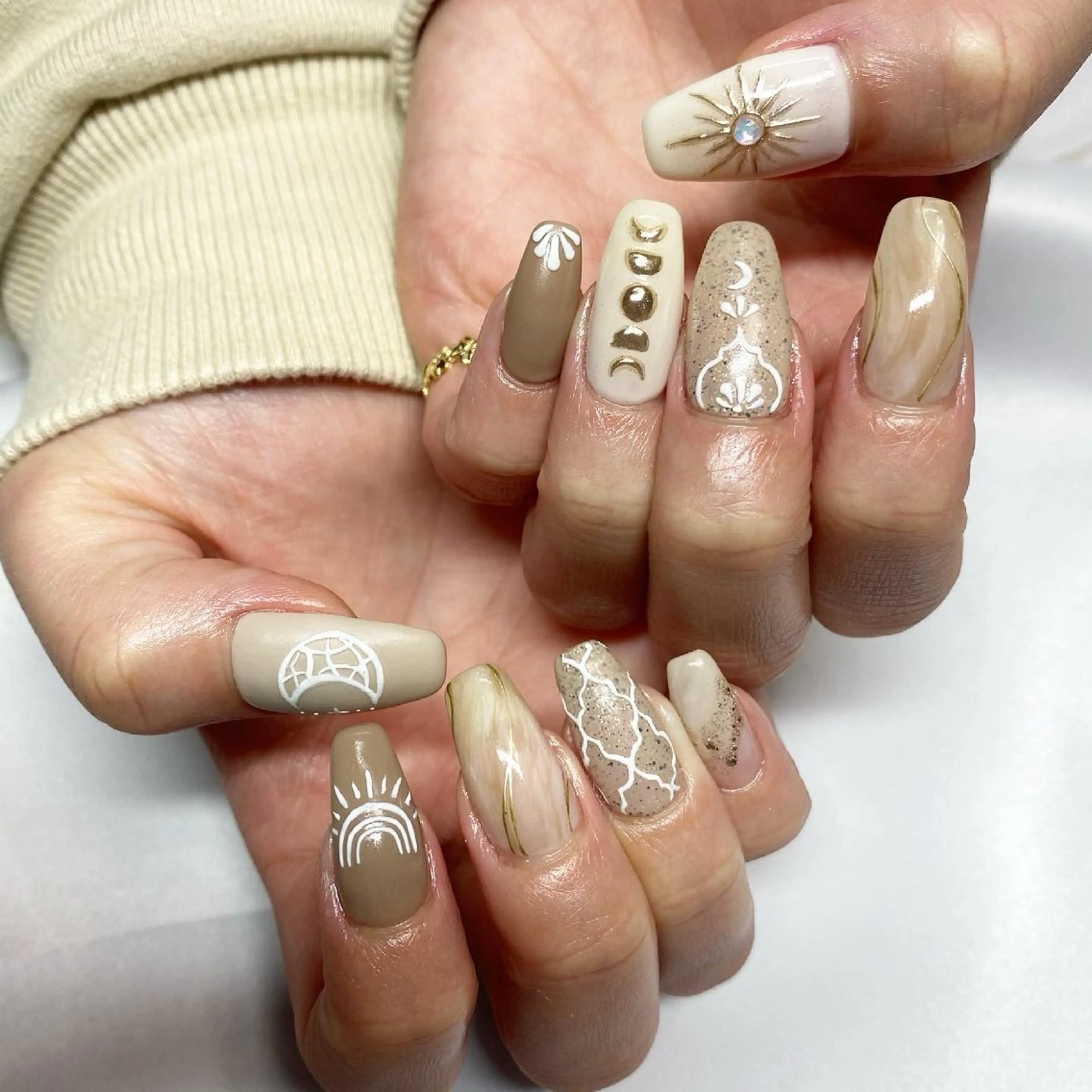 ネイル MiRanda Nail所属・MiRanda 保坂 舞のネイルデザイン