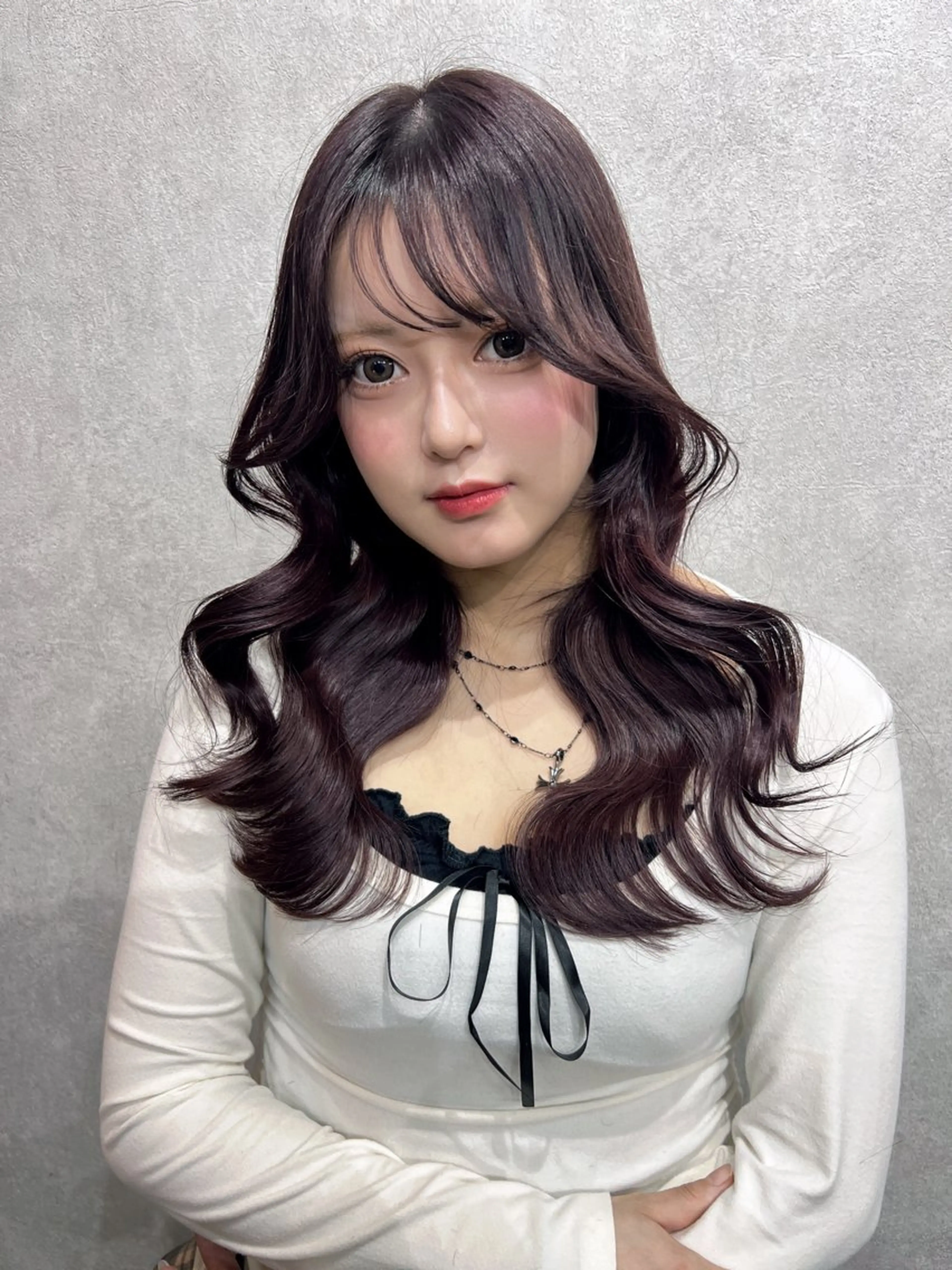 セミロング カット ヘアカラー トリートメント maya レイヤーカットのヘアスタイル