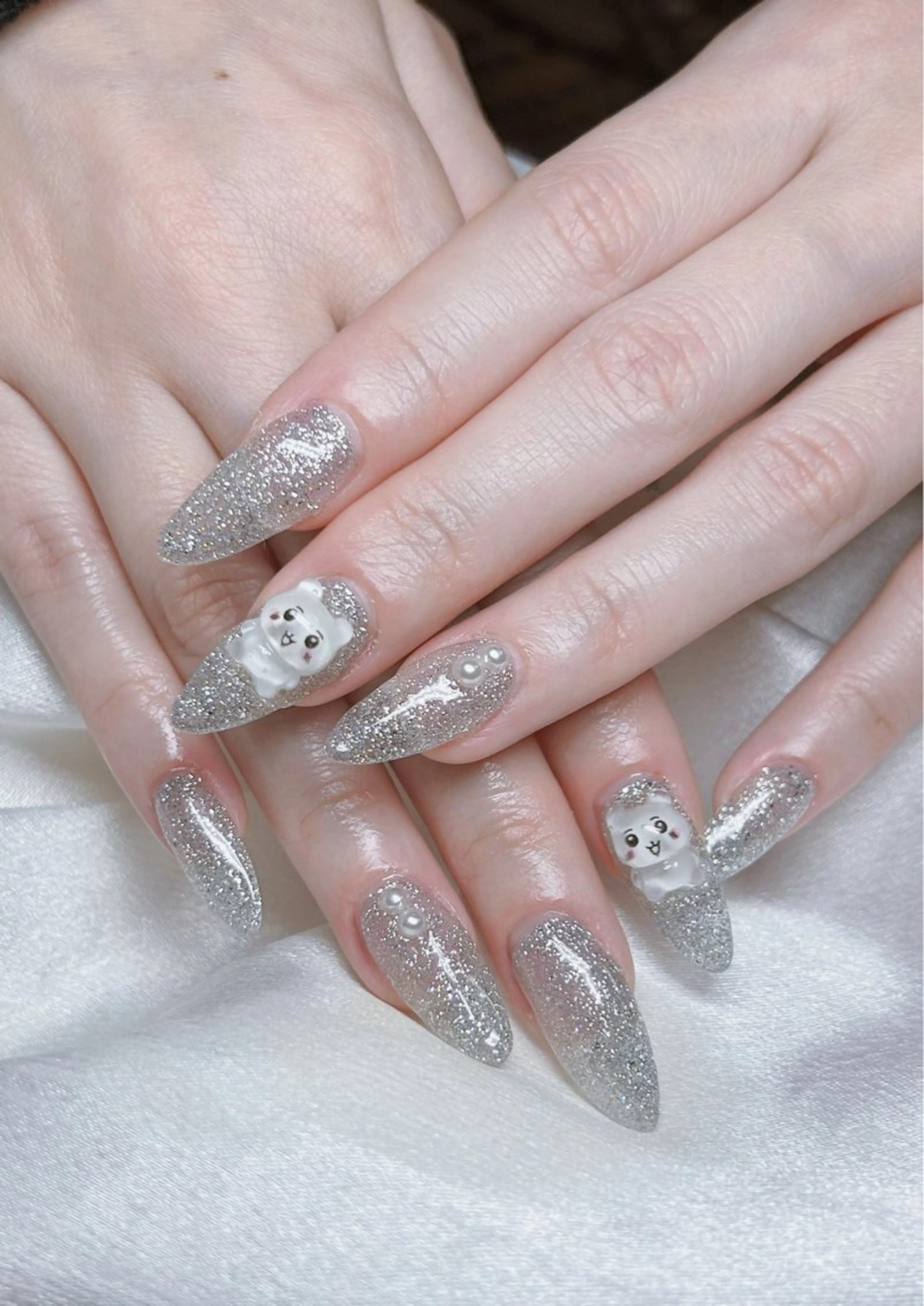 ネイル コウ ヨウのネイルデザイン