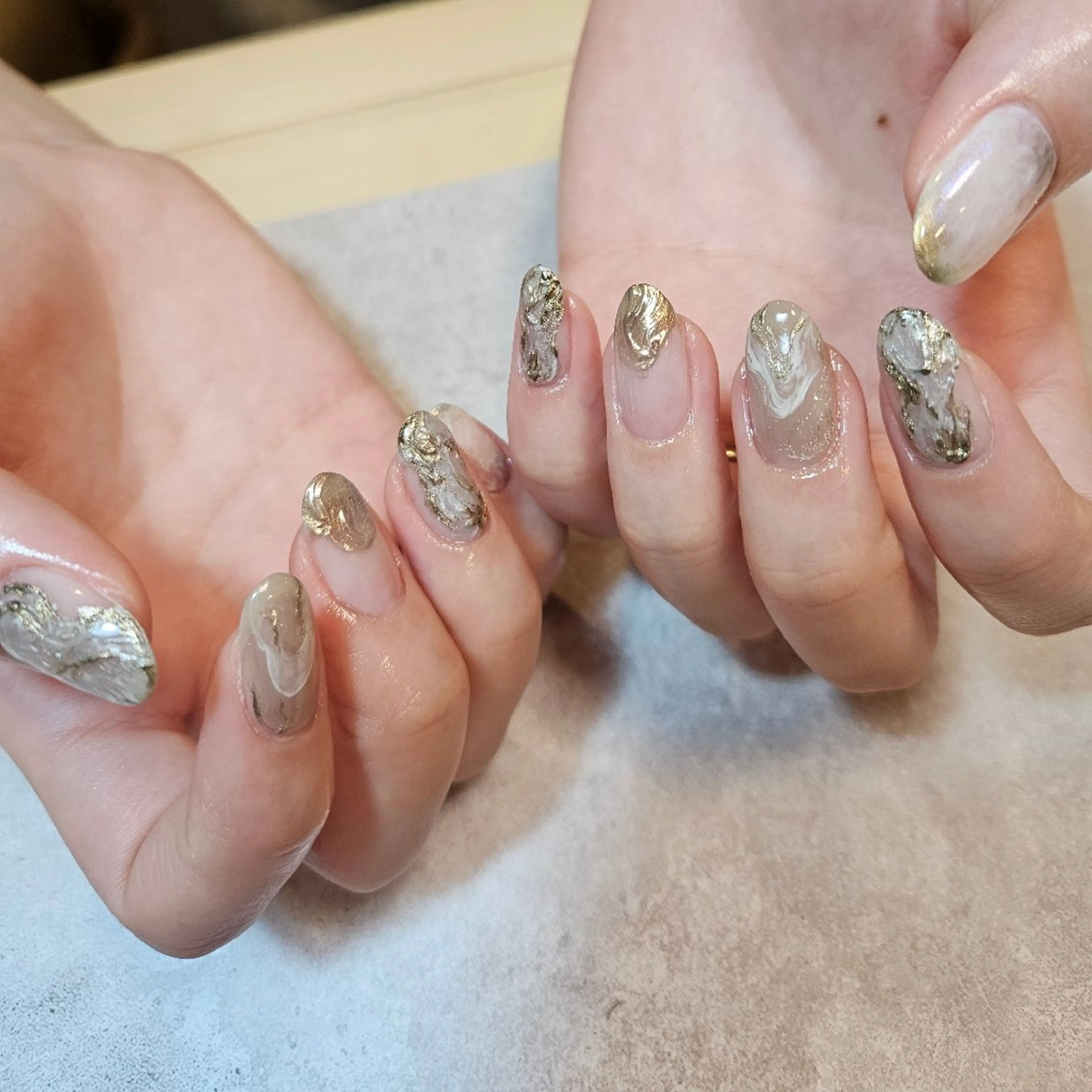ネイル ジェルネイル 氷ネイル・うるうるネイル ニュアンスネイル パラジェル ハンドネイル Nailsalon manoのネイルデザイン