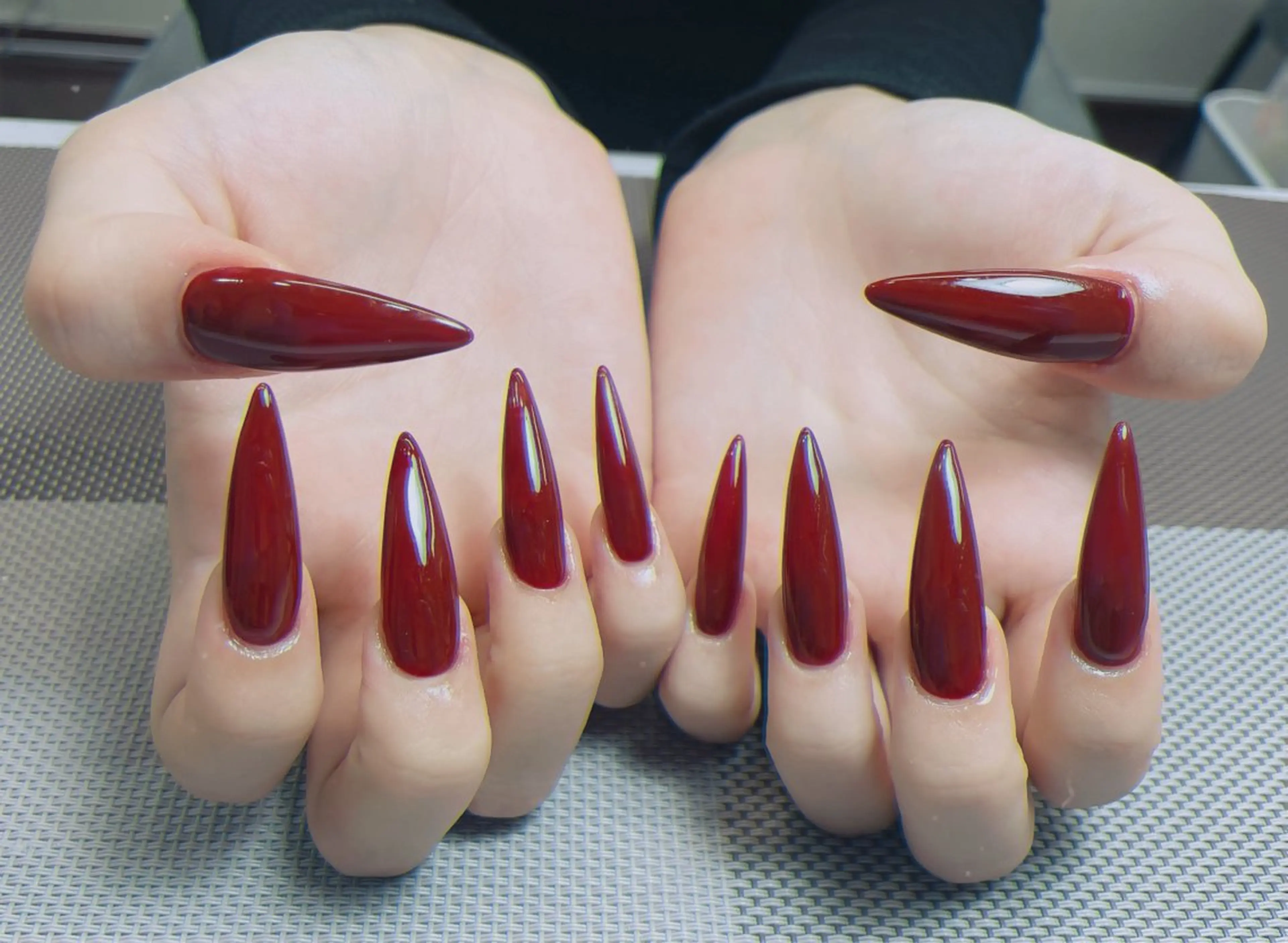 ネイル チークネイル 長さ出し フレンチネイル グラデーション キラキラネイル 中野駅から2分 MEO NAILのネイルデザイン