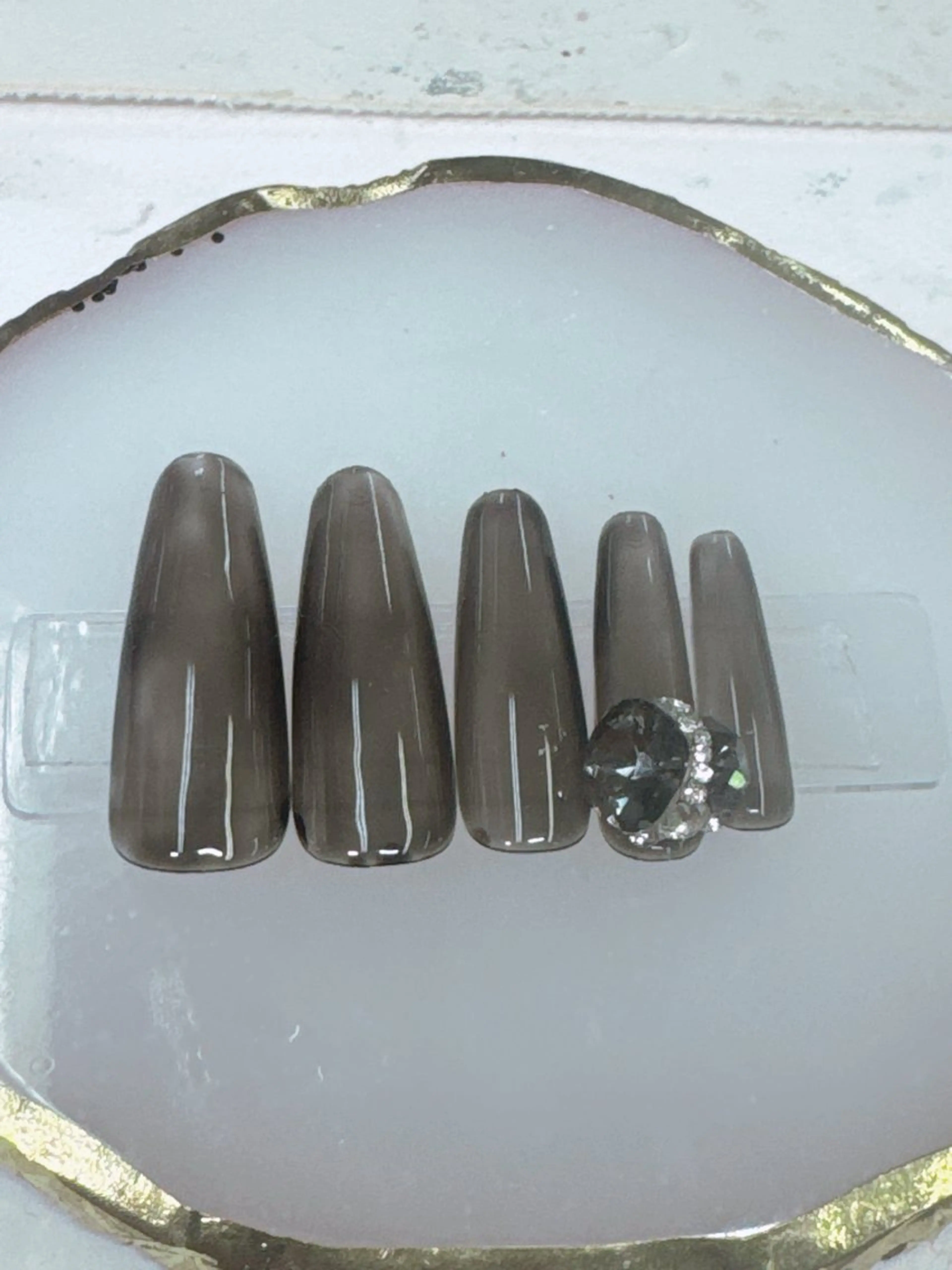 ネイル フレンチネイル ジェルネイル ガラスフレンチ キラキラネイル パラジェル ハンドネイル Queeens nailのネイルデザイン