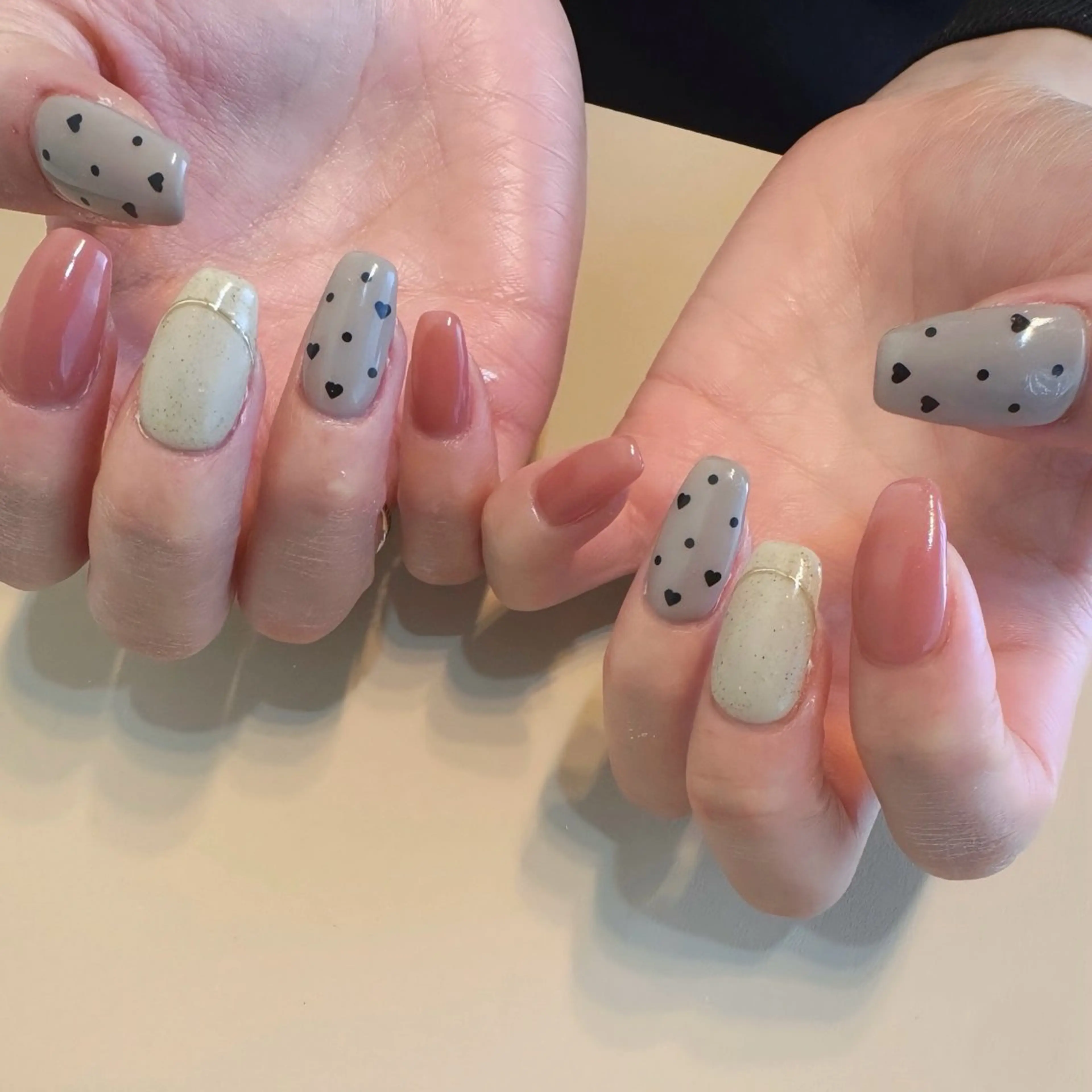 ネイル ガーリー ハート ニュアンスネイル ピンク ハンドネイル MARUNAIL Misakiのネイルデザイン