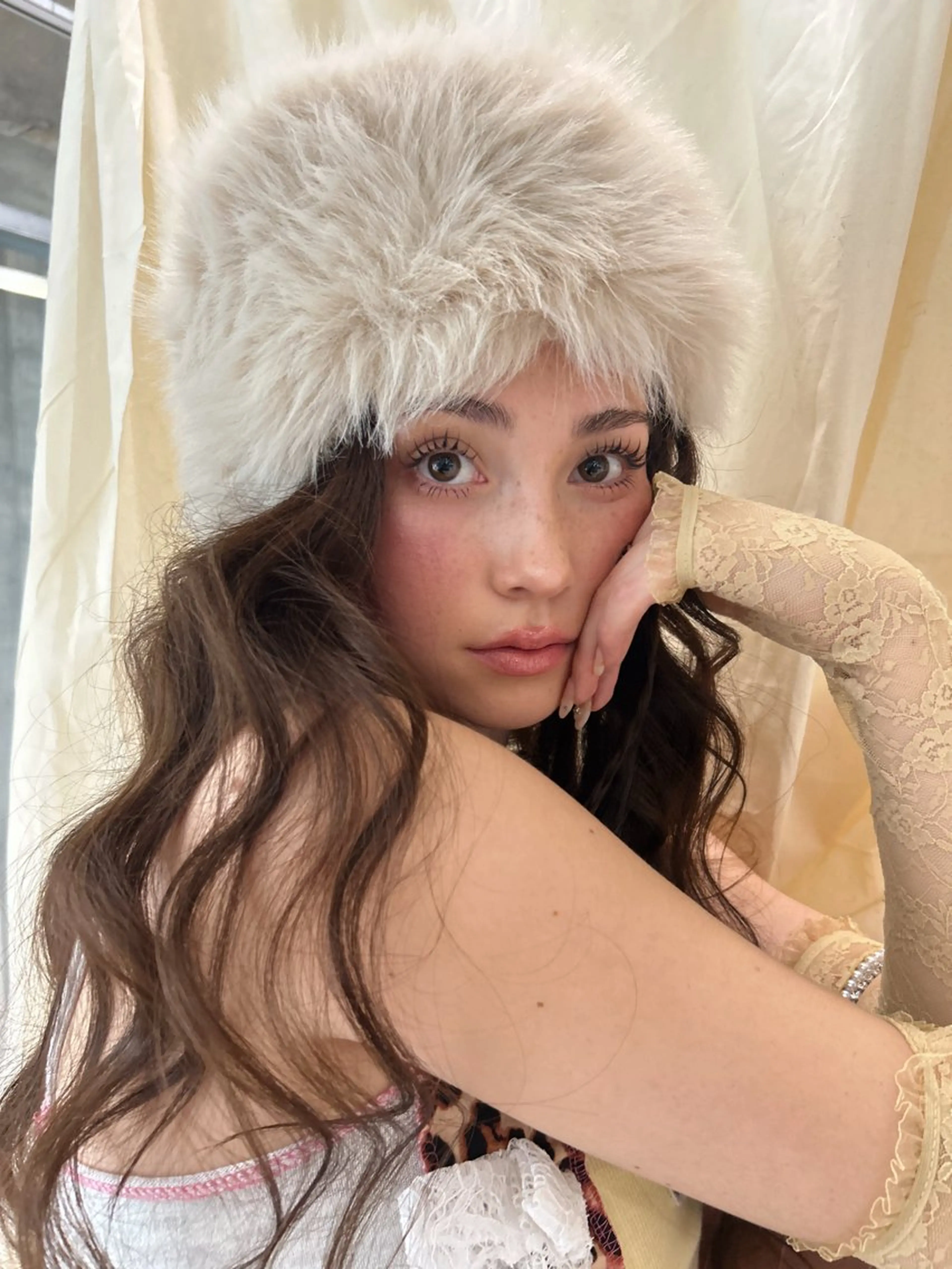 セミロング カラー 浅見 文音のヘアスタイル