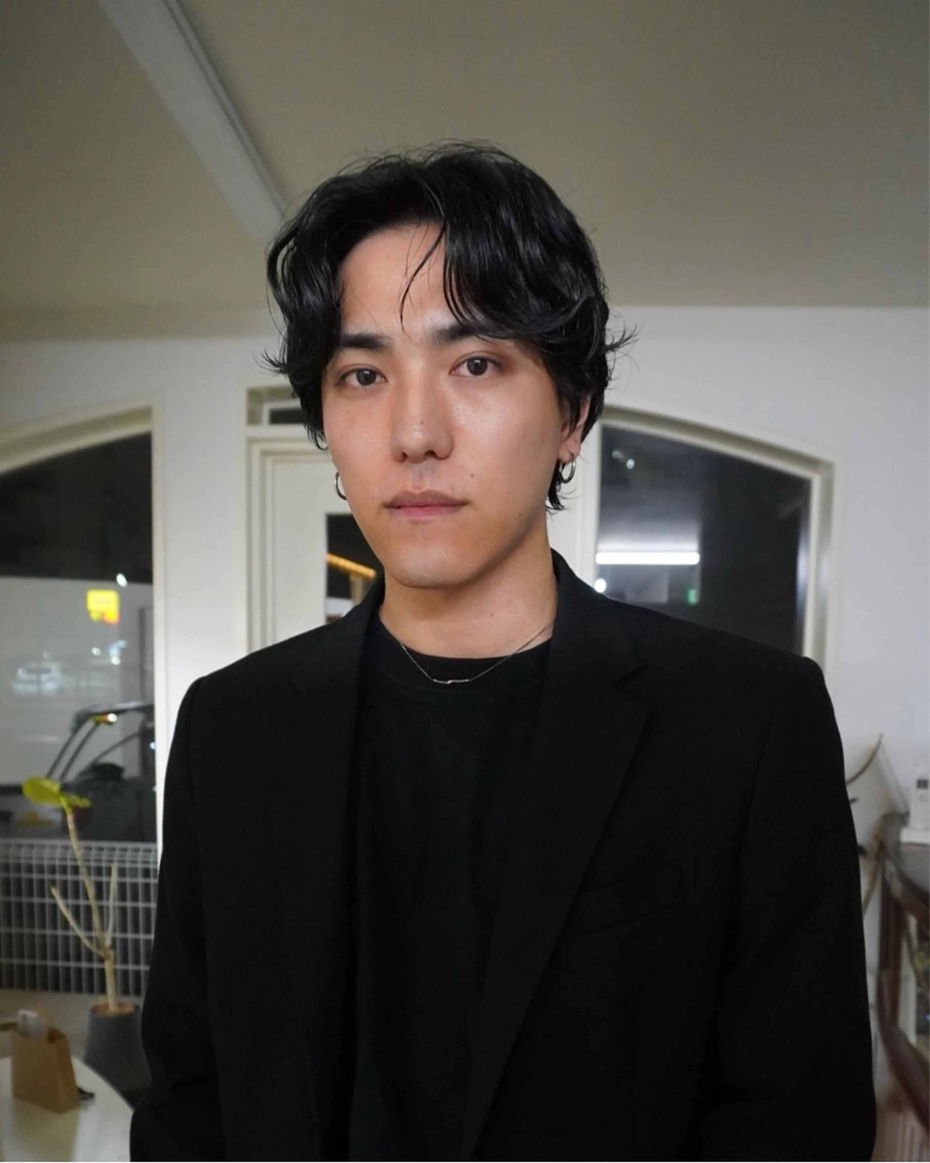 ショート パーマ メンズ センターパート メンズパーマ メンズハイトーン/栄 /イトウタケルのヘアスタイル