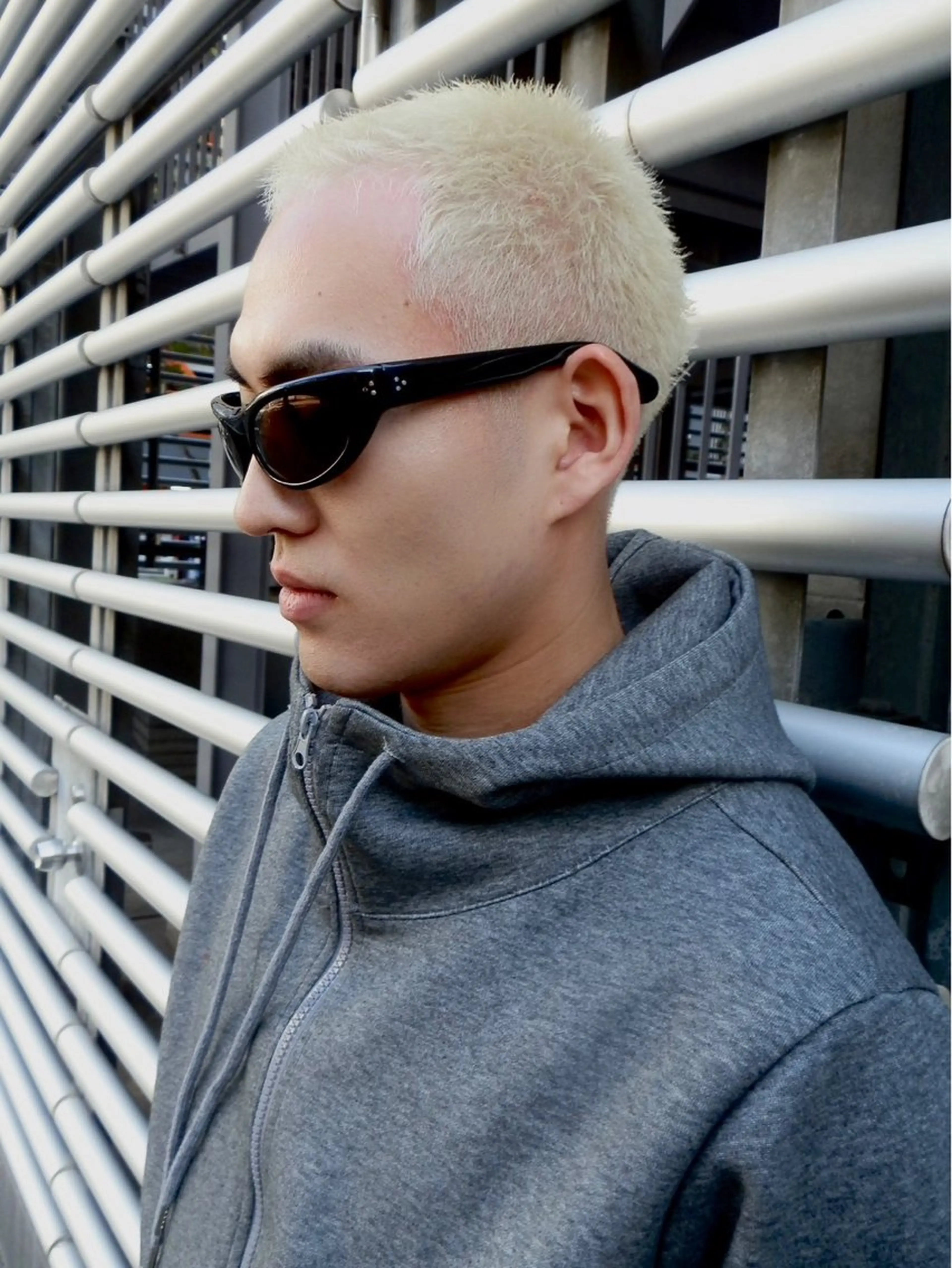 カラー メンズ ヘアカラー ハイライト/ブリーチ /綾華のヘアスタイル