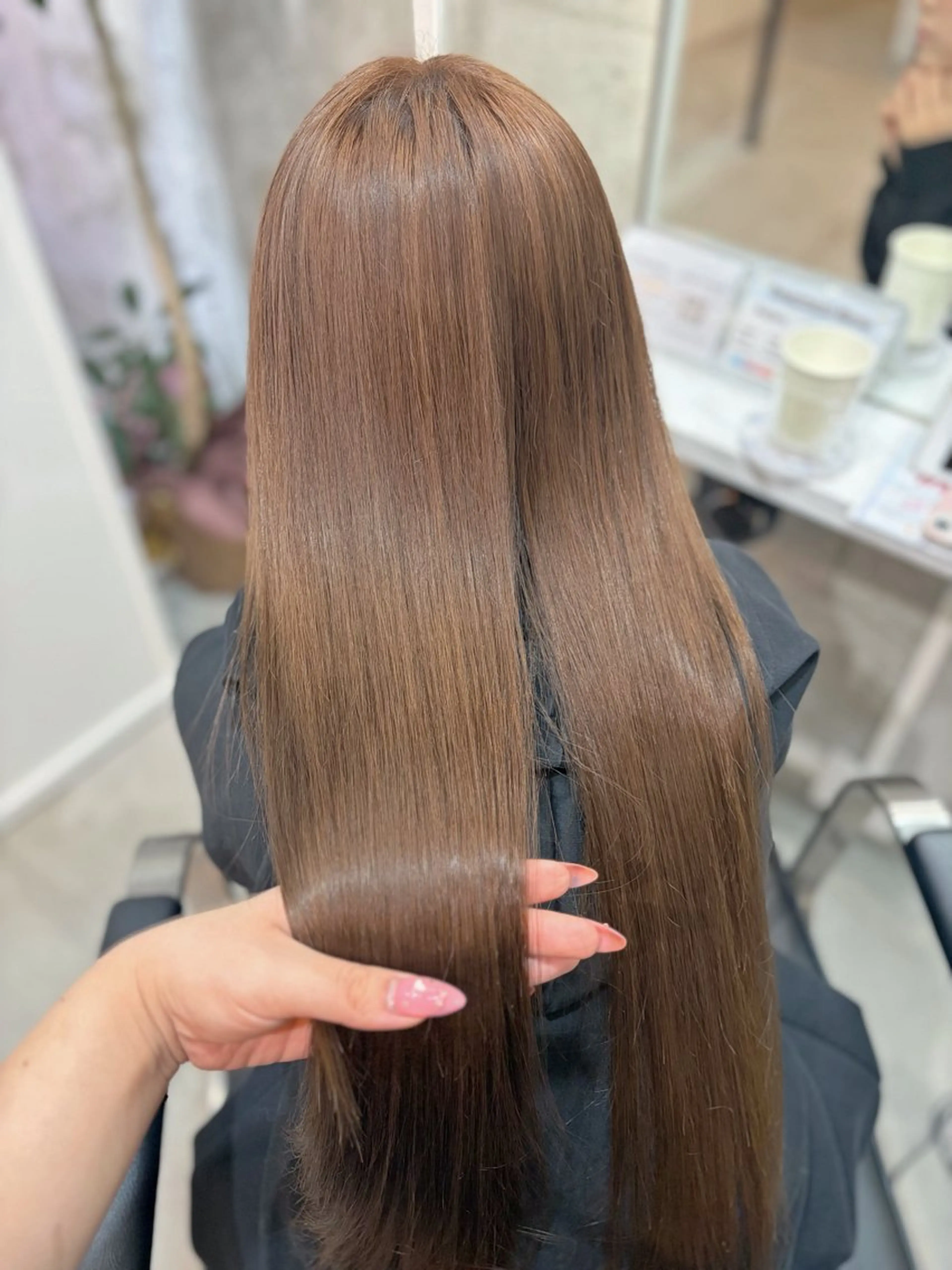 ロング カラー 透明感カラー カット ヘアカラー 縮毛矯正 池田 華怜のヘアスタイル