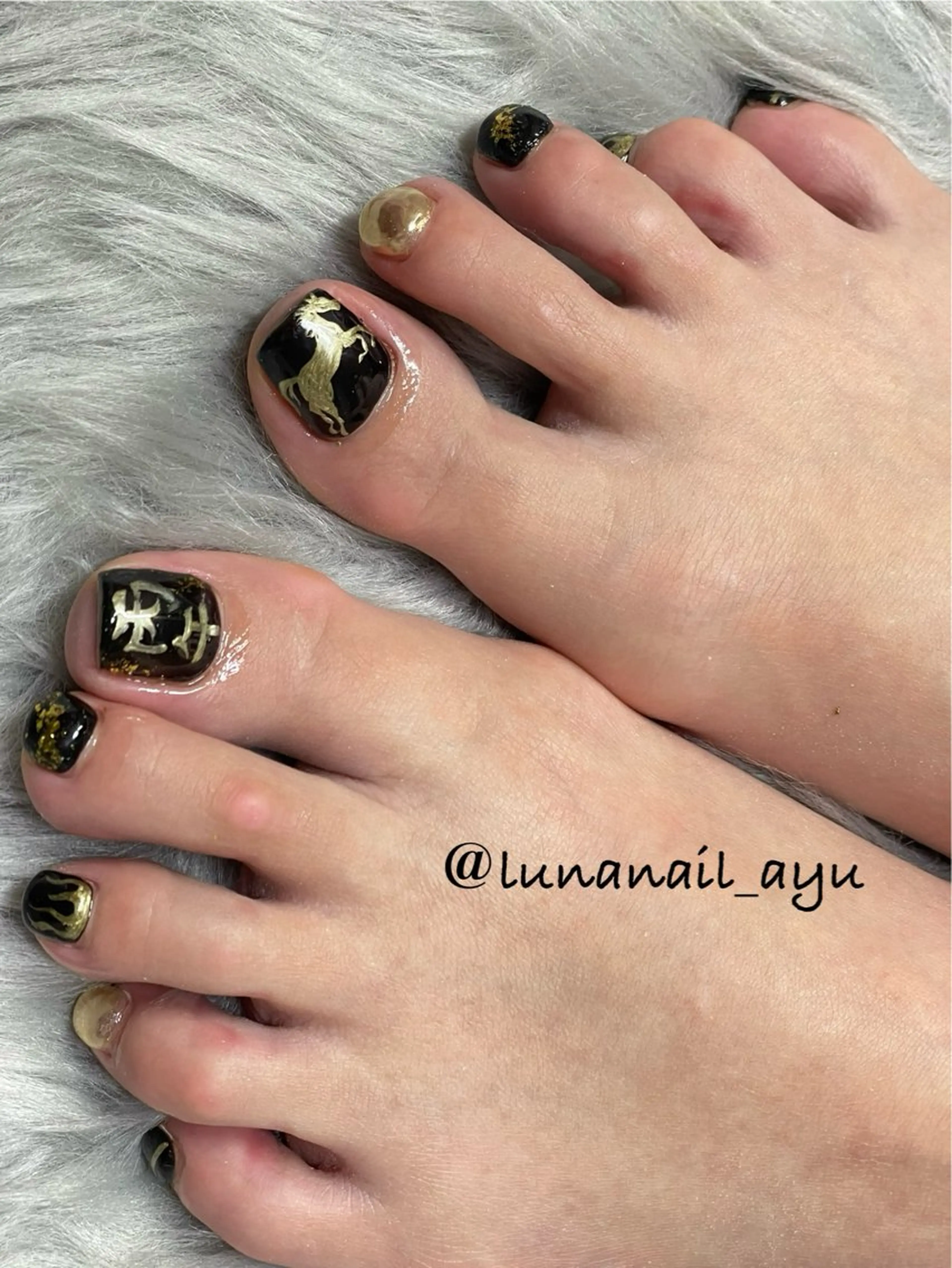 ネイル 成人式 フットネイル LUNA NAIL ayuのネイルデザイン