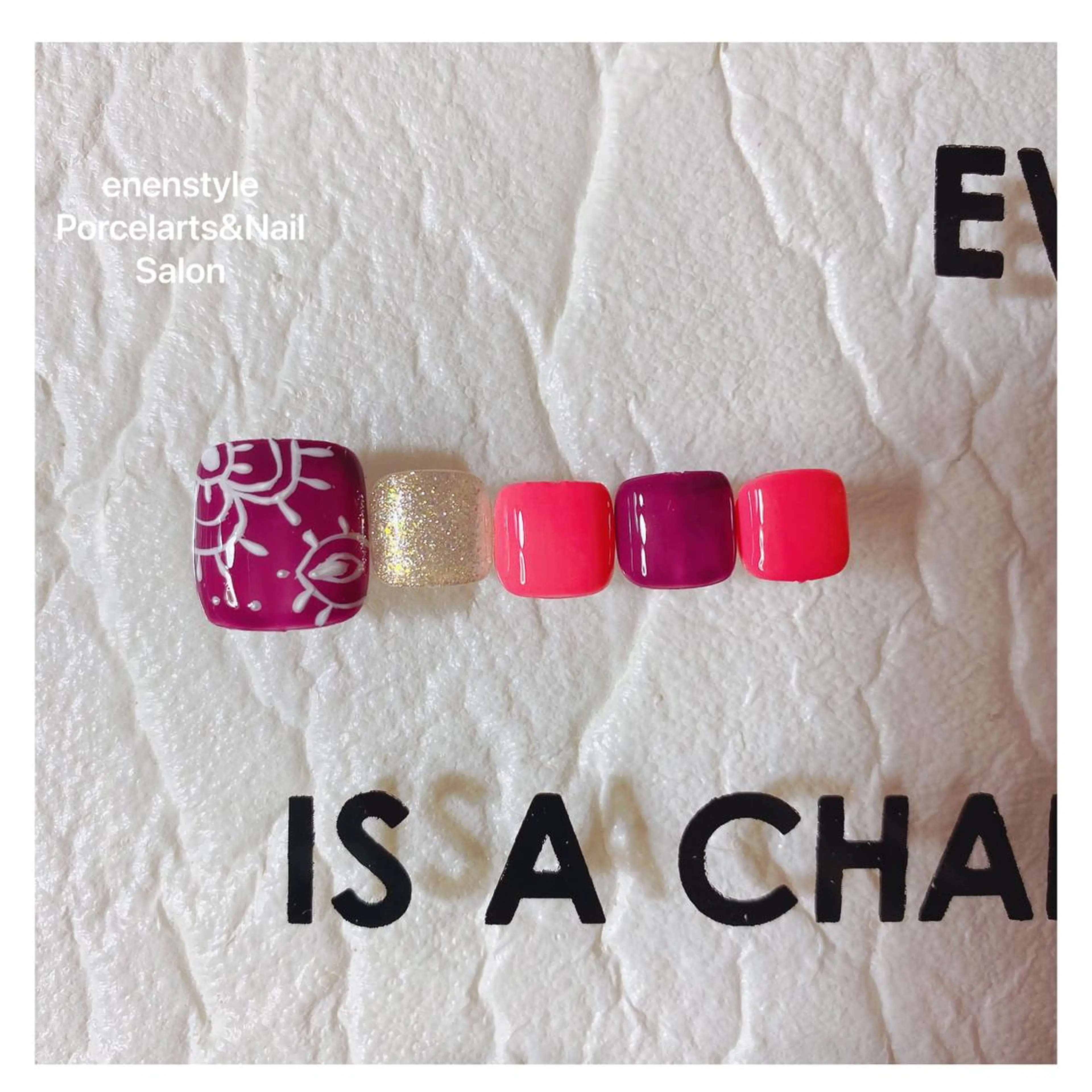 ショート ネイル ハンドネイル フットネイル 👑enen style👑のネイルデザイン