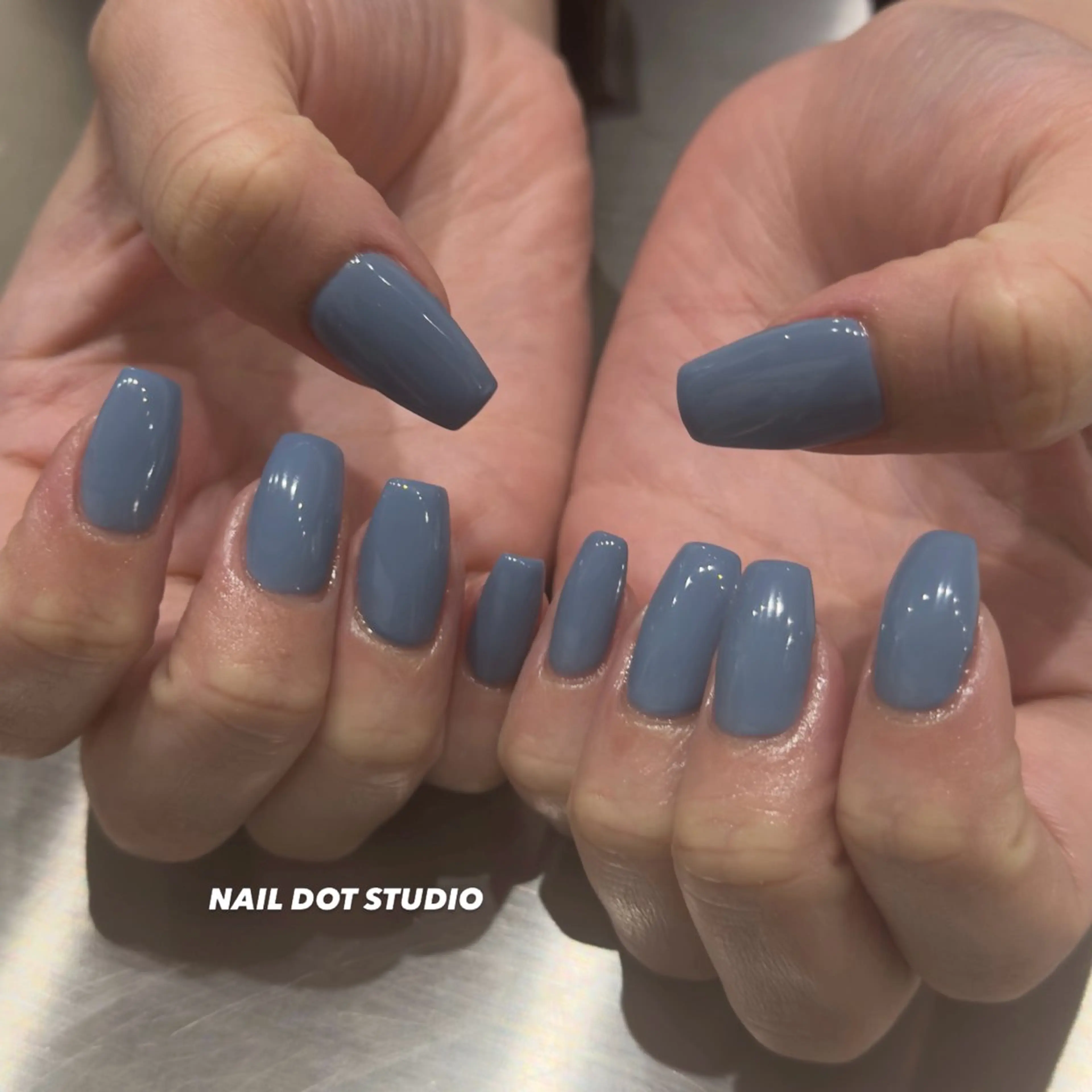 ネイル ハンドネイル NAILDOTSTU DIO SEINAのネイルデザイン