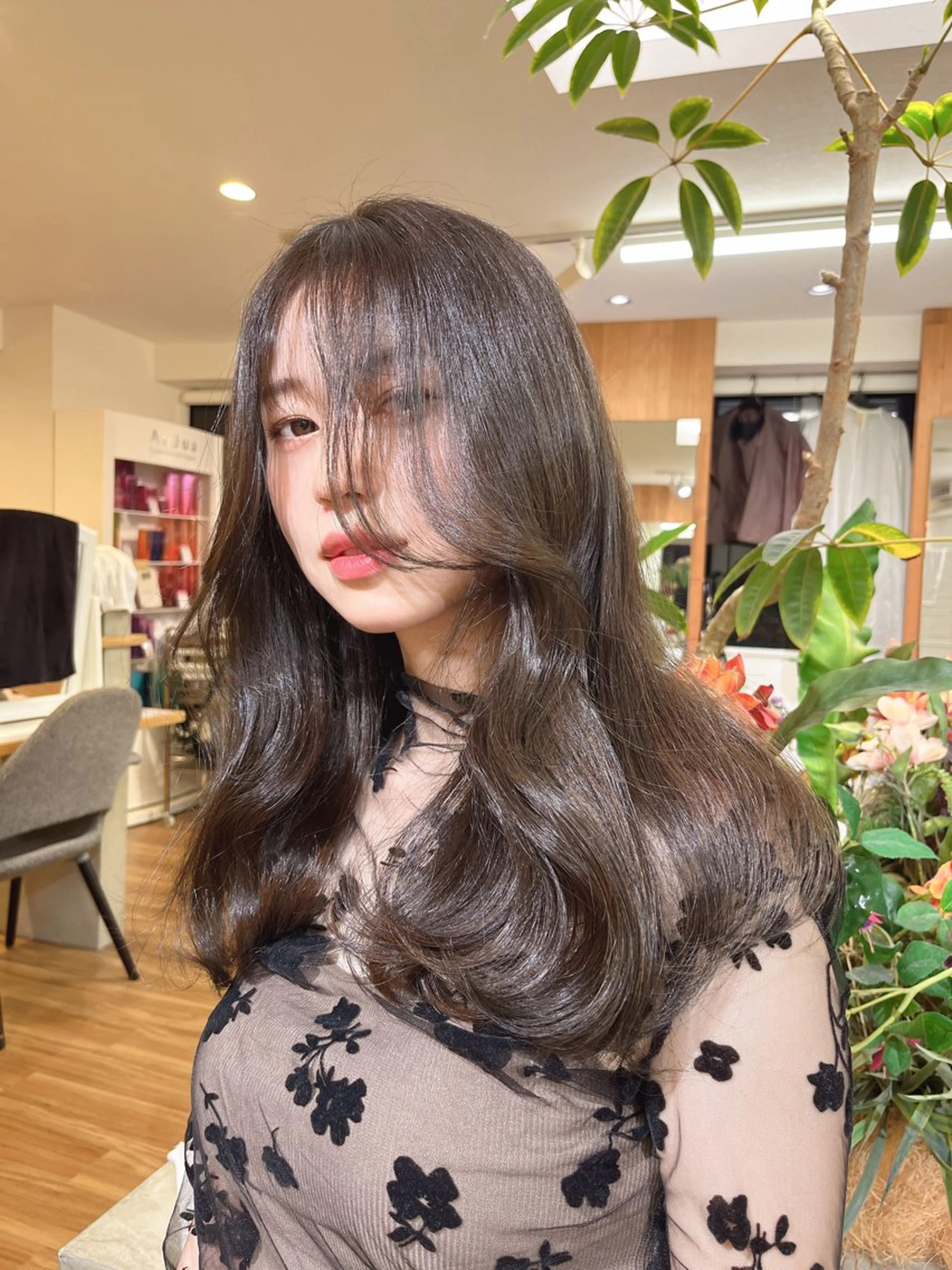 ロング 𝑪𝒐𝒍𝒐𝒓 *𝒆  ［コロレ］のヘアスタイル