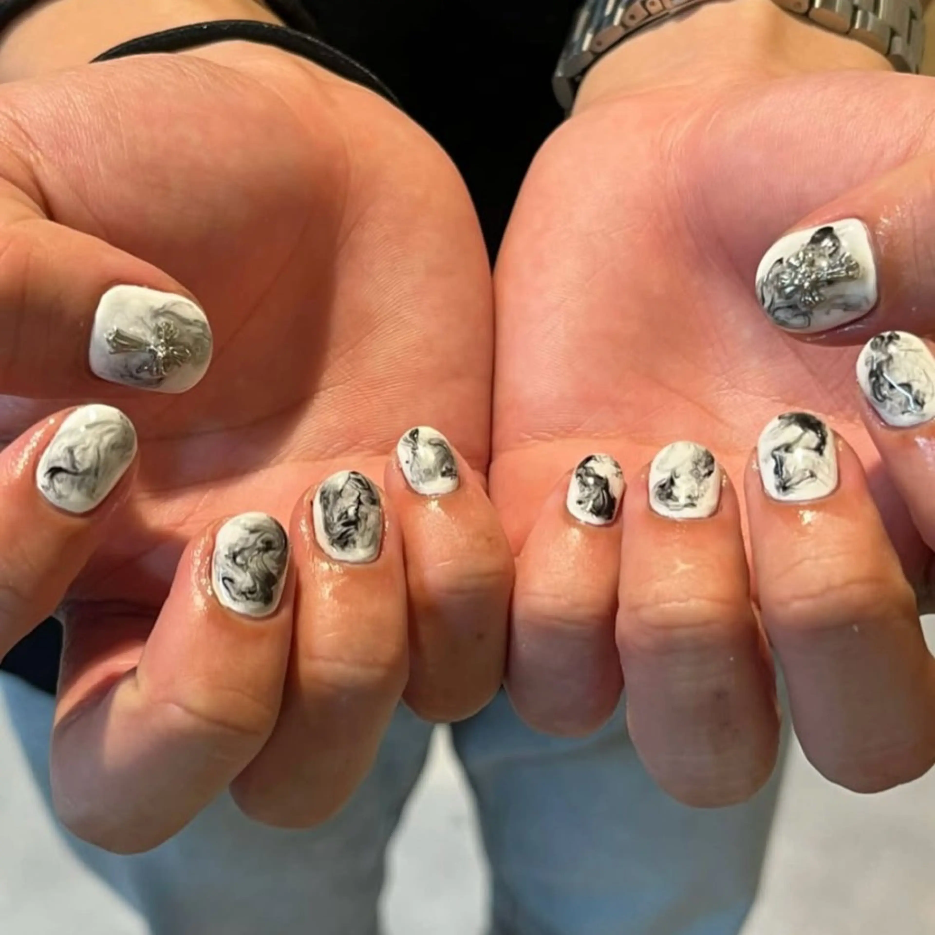 ネイル ☁️BLITZ 🎀笠原雪音🎀のネイルデザイン