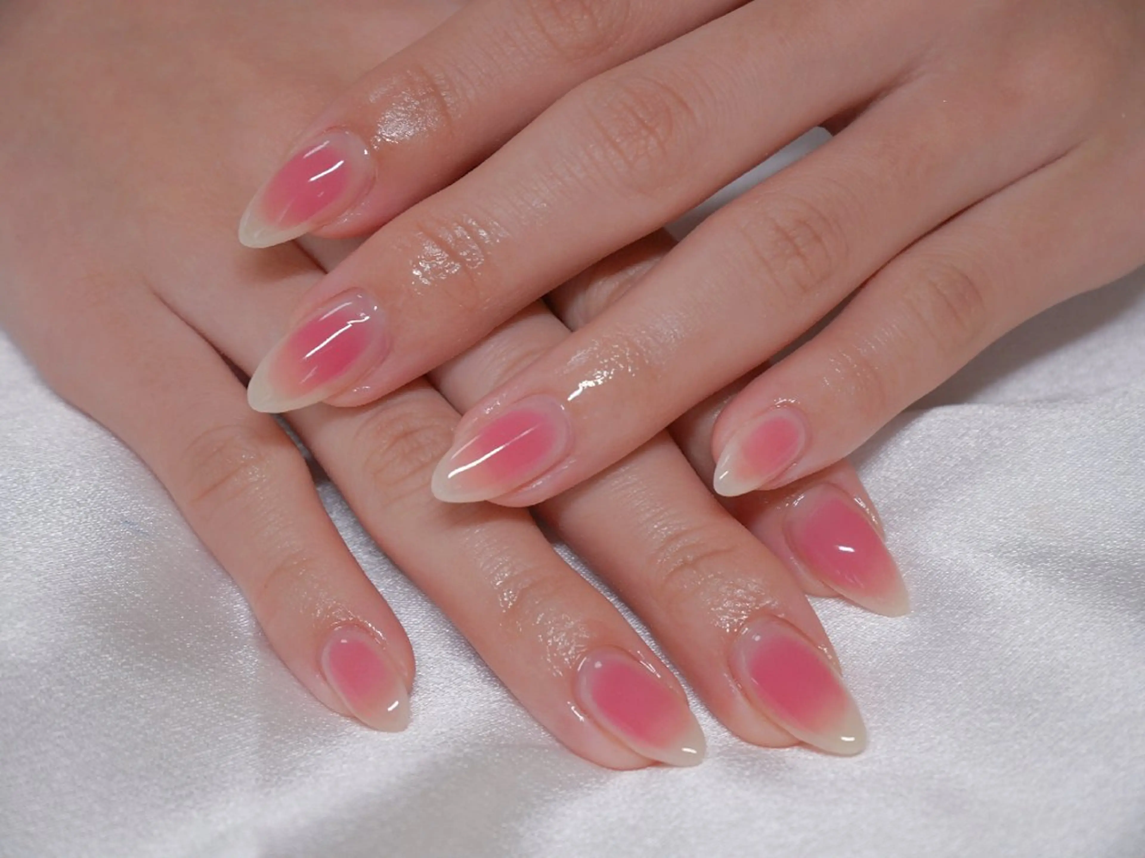 ネイル Nailsalon Graciasのネイルデザイン