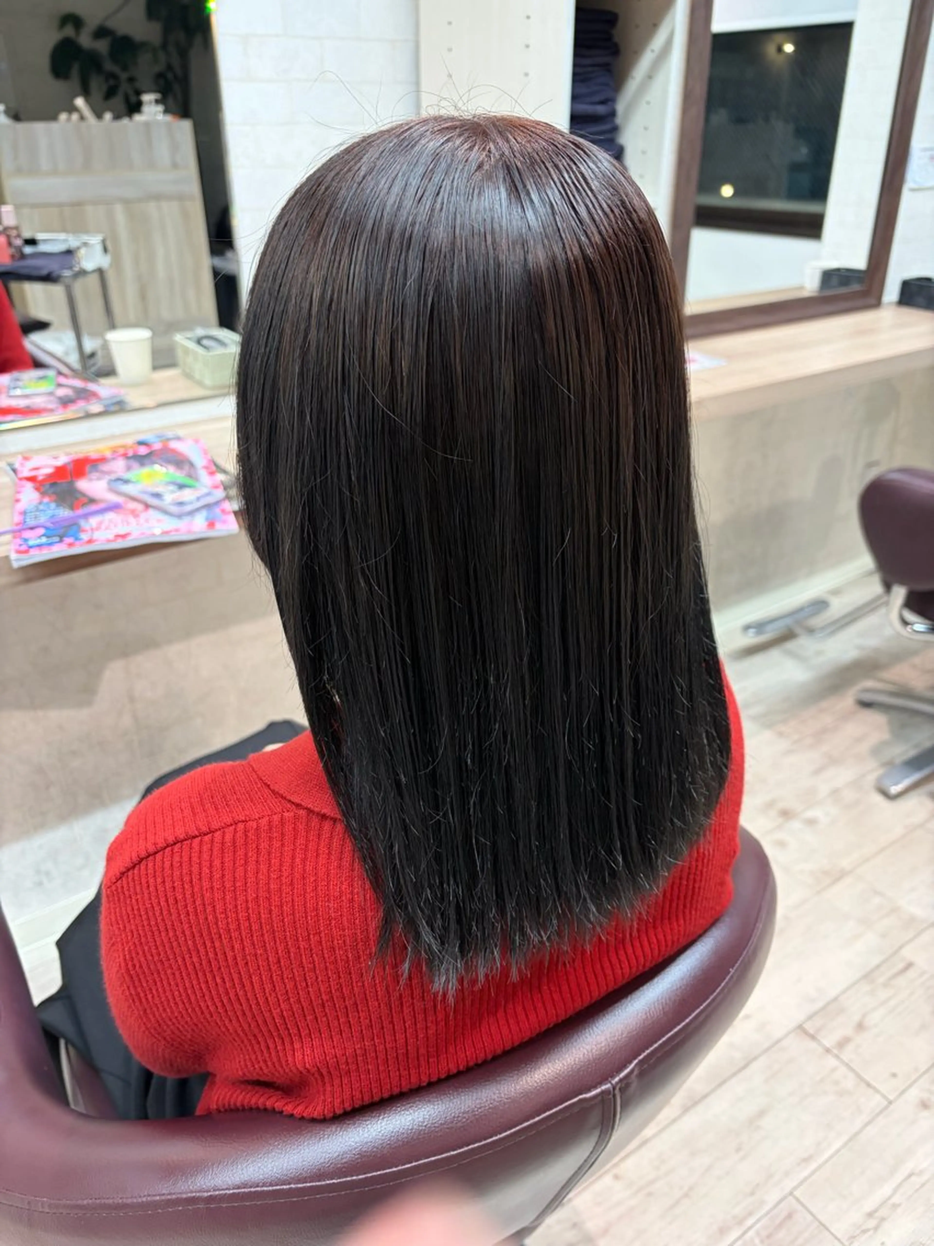 カラー ヘアカラー 大賀 鈴のヘアスタイル