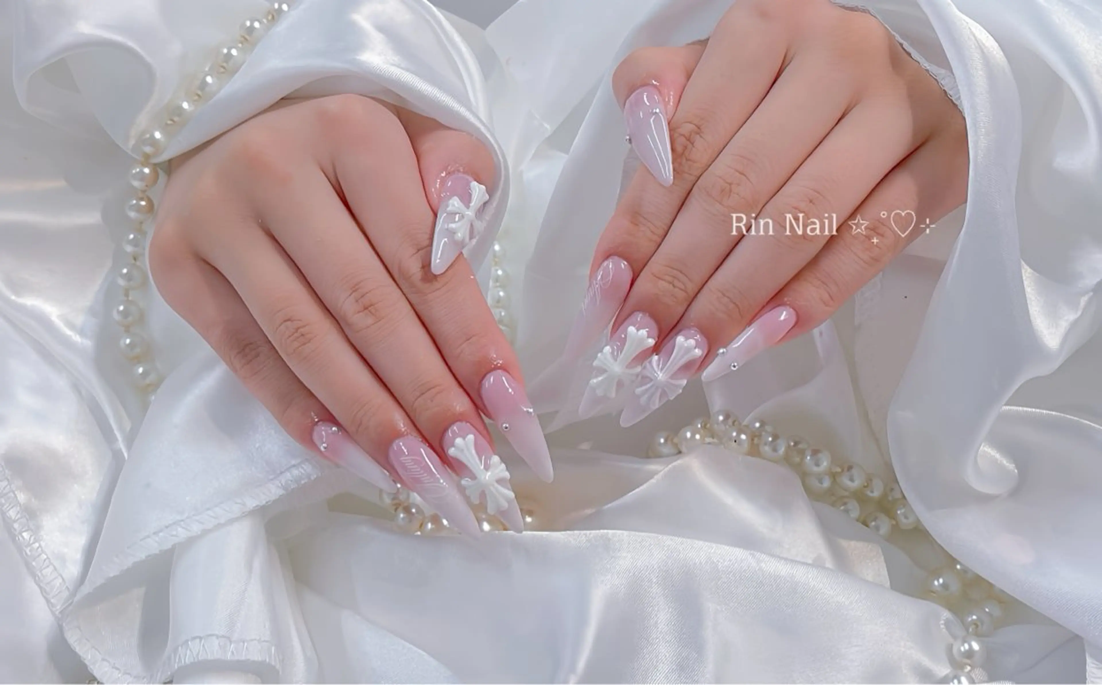 メンズ ネイル メンズ韓国風 オーロラネイル チークネイル 桜ネイル クリアネイル Rin Nail 新大久保店のネイルデザイン