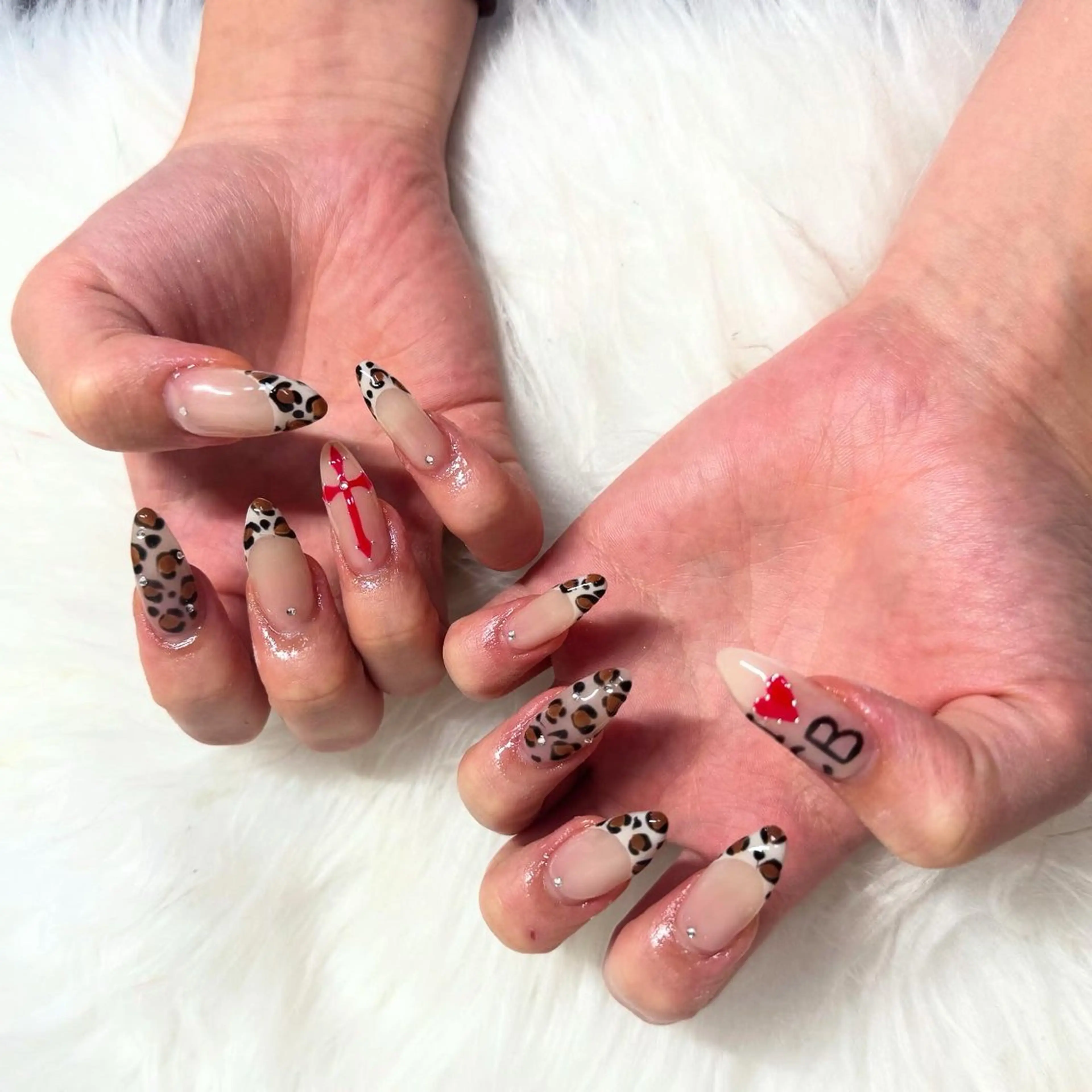 ロング ハンドネイル mao .のネイルデザイン