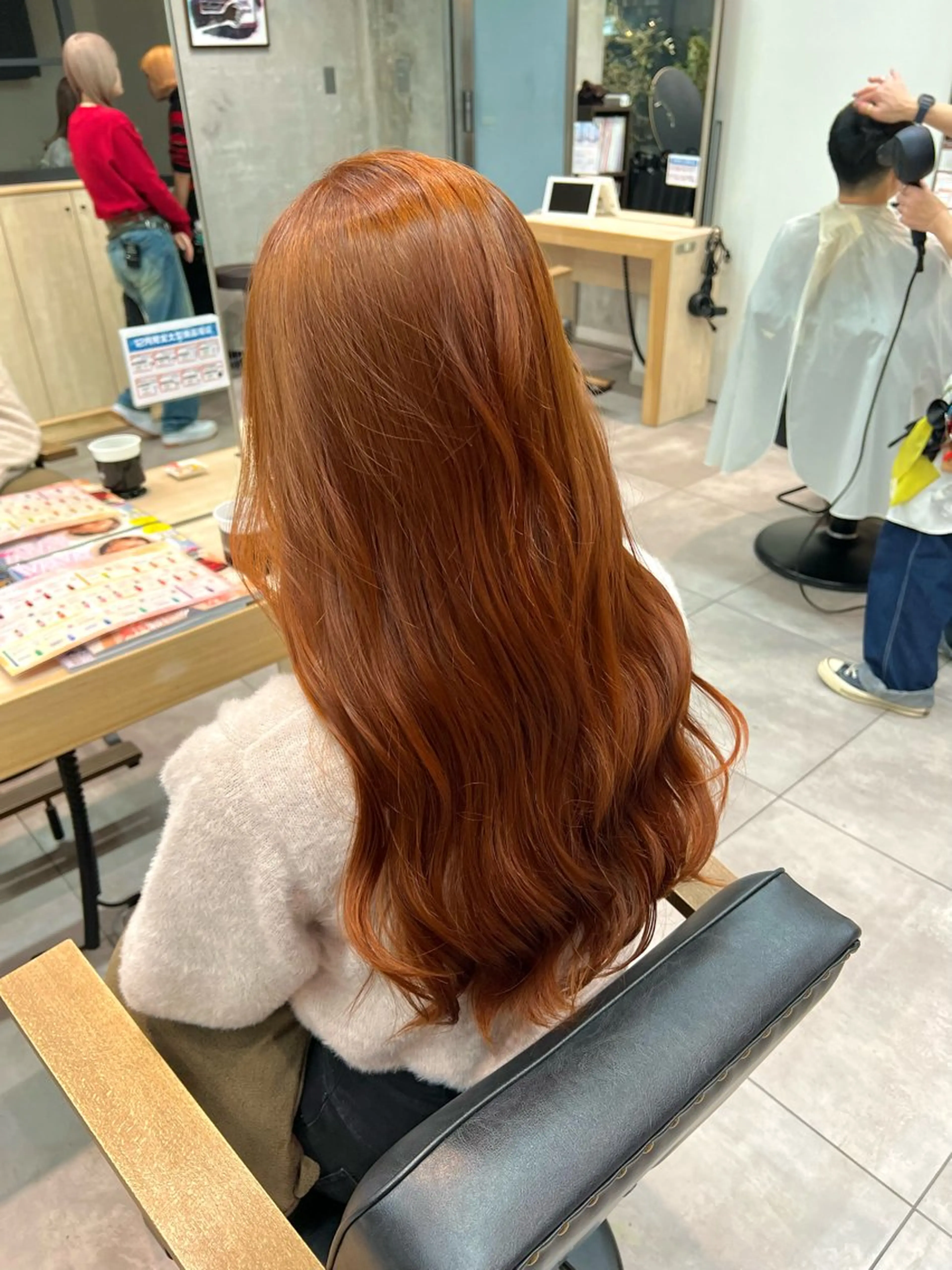 ロング カラー ブリーチ ブラウンカラー ブリーチなしカラー オレンジ オレンジブラウン 🌞レイヤー×カラー 前川那津美🌞のヘアスタイル