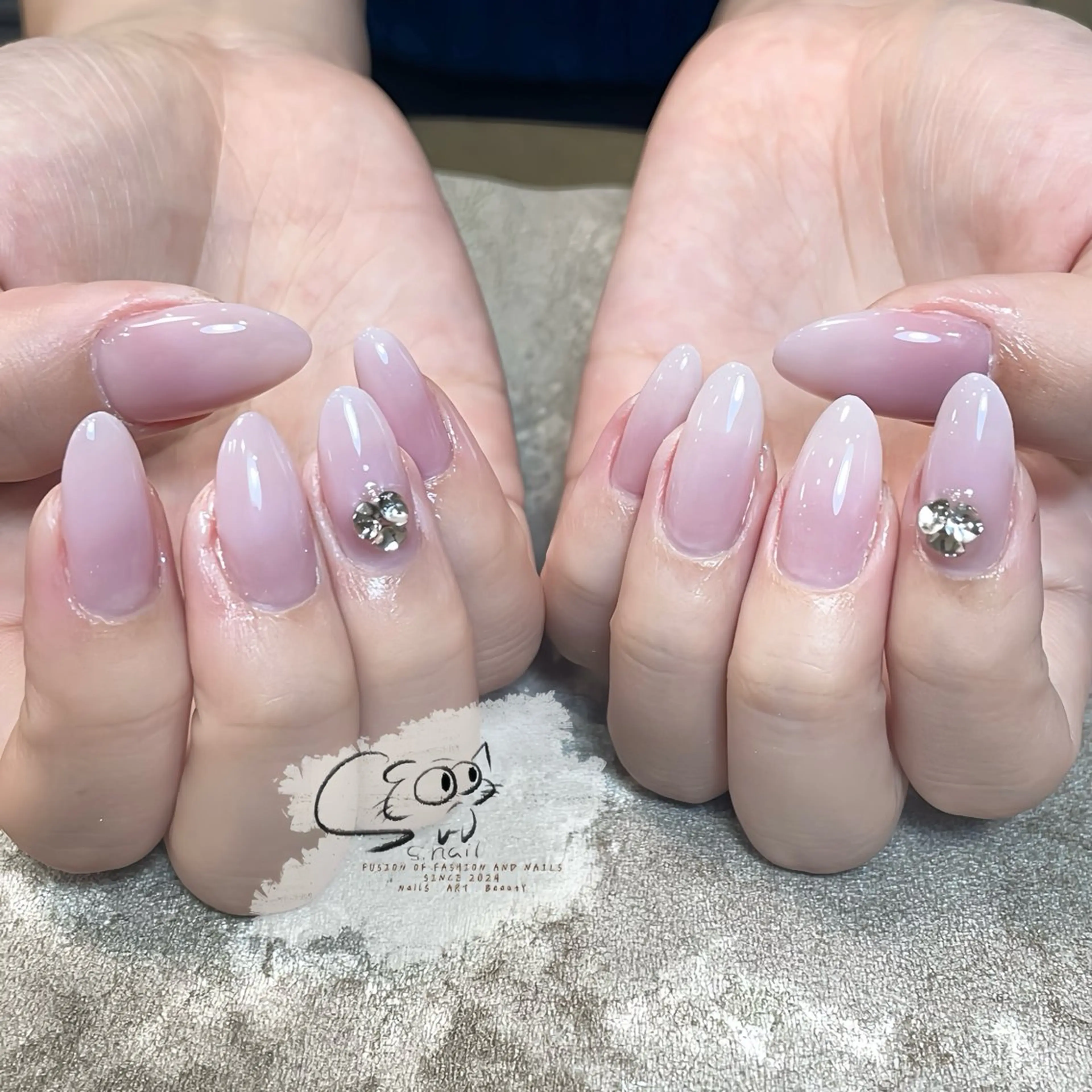 ネイル チークネイル フレンチネイル グラデーション マグネットネイル ワンカラーネイル S.nail _のネイルデザイン