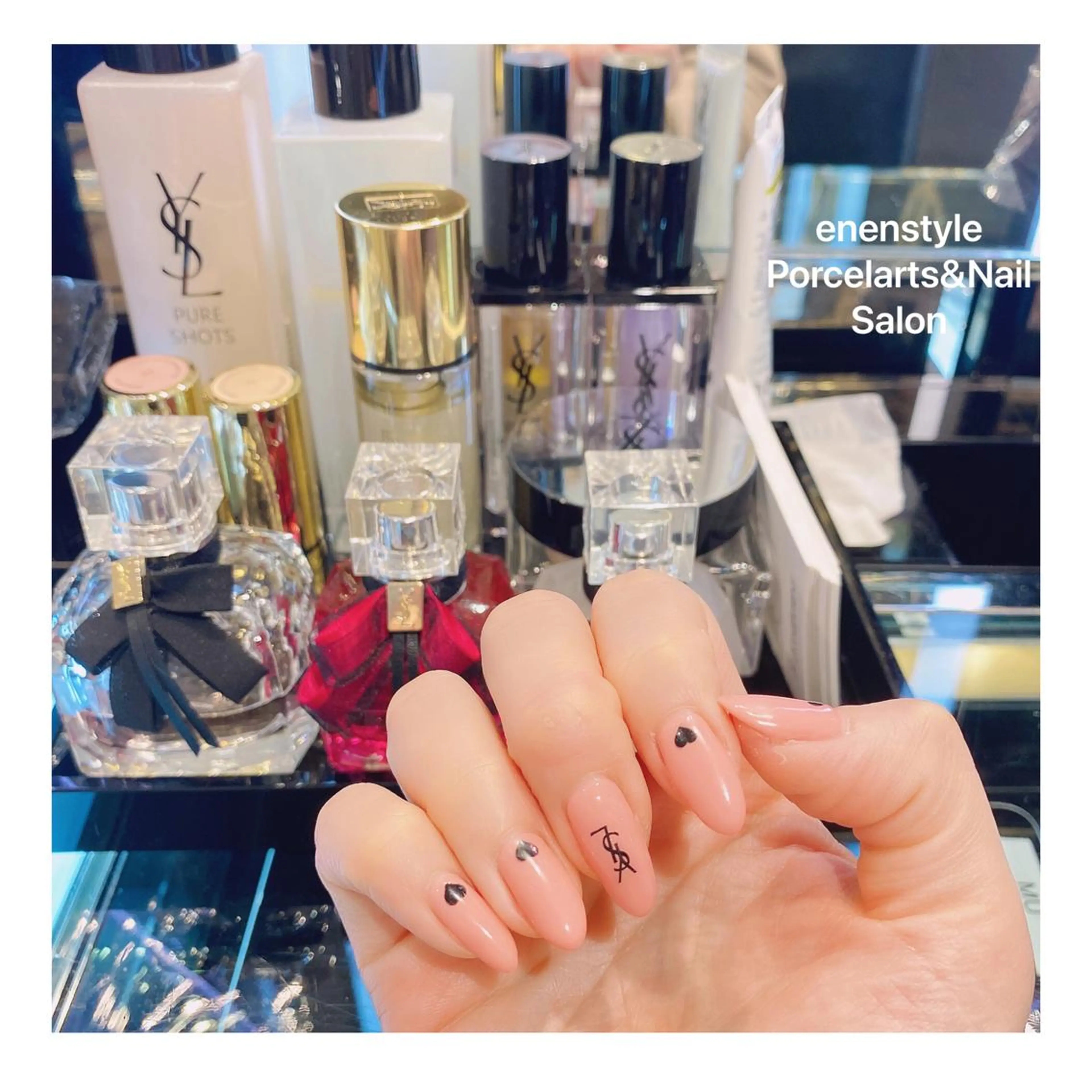 ミディアム ネイル ハンドネイル 👑enen style👑のネイルデザイン