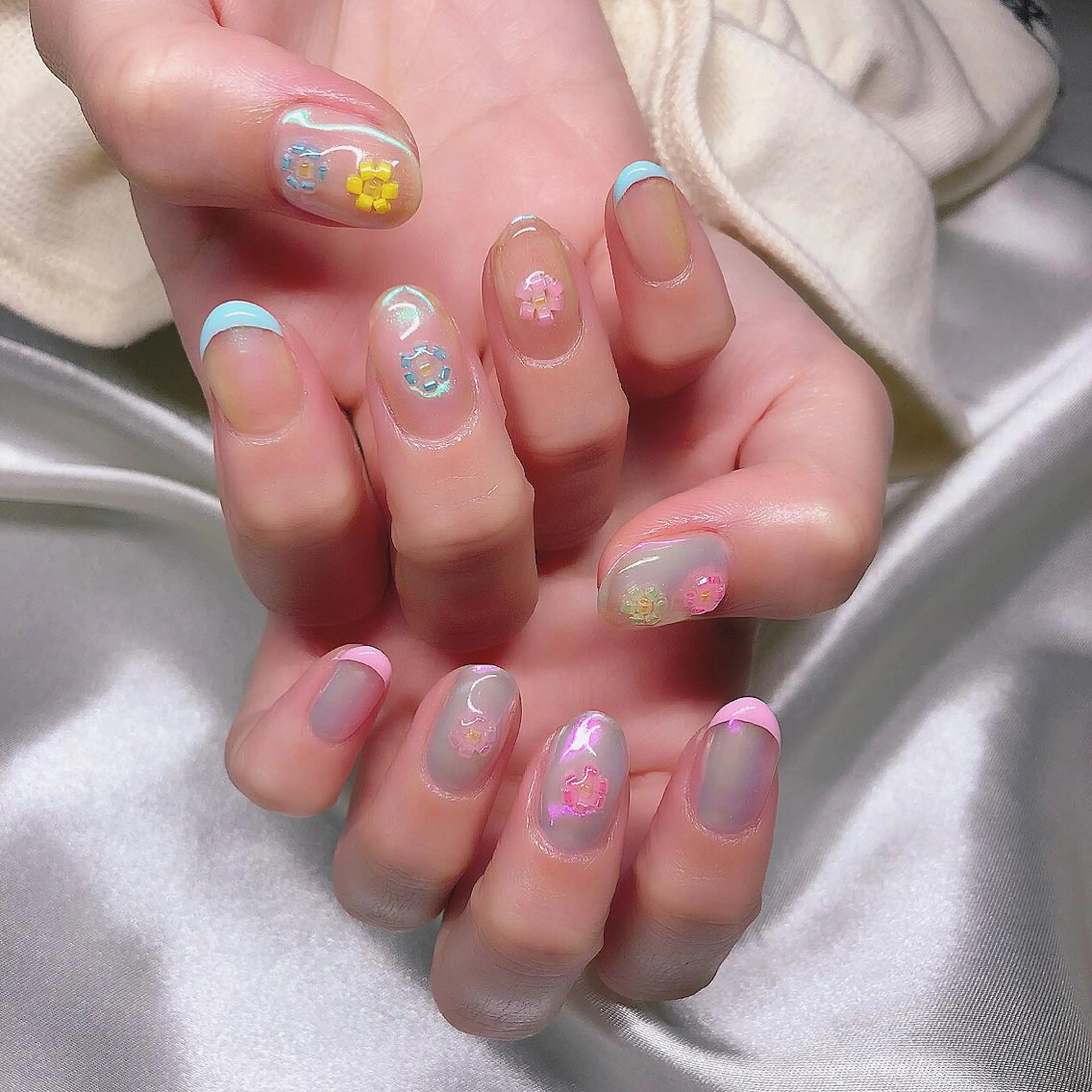 ネイル ハンドネイル フットネイル mi chiのネイルデザイン