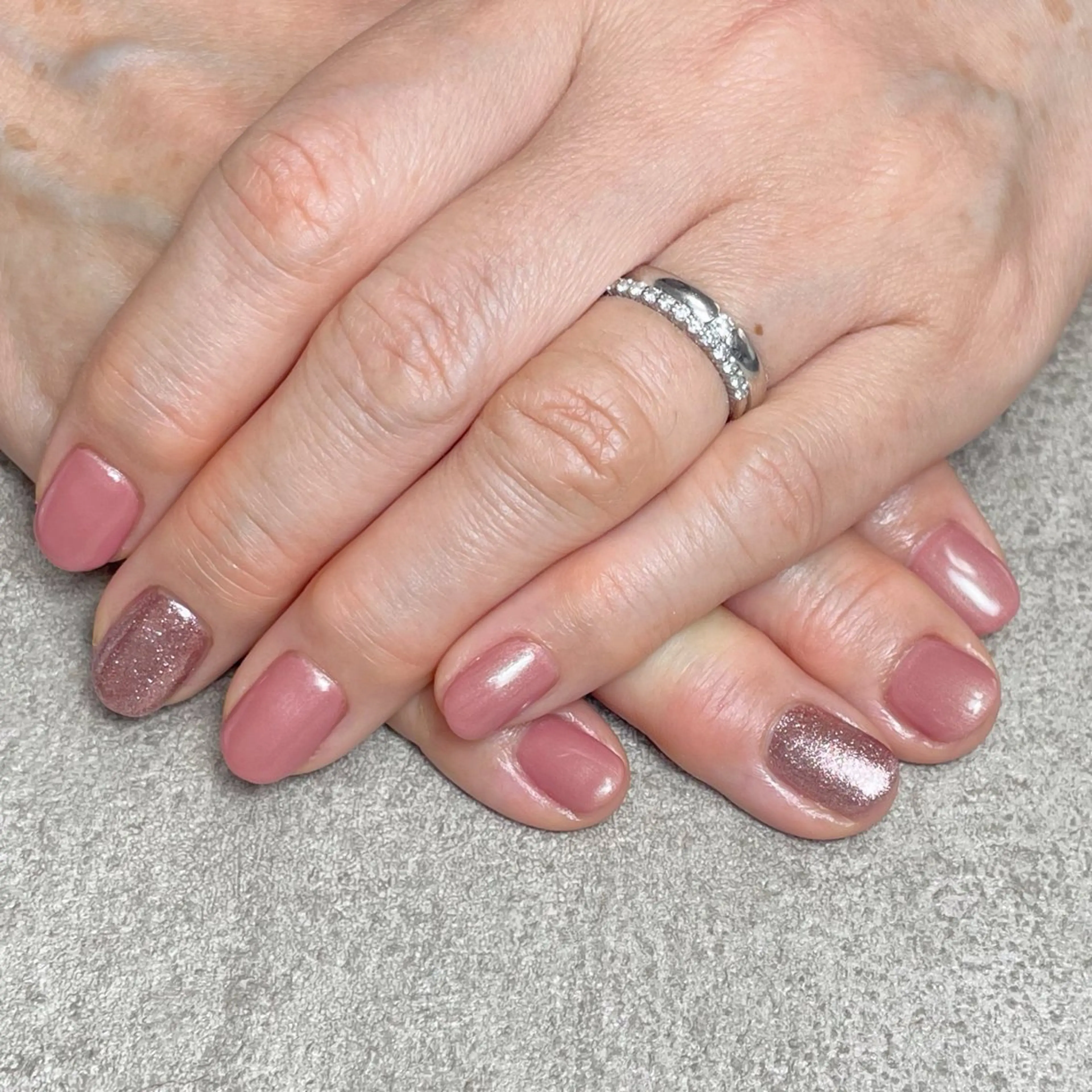 ネイル ハンドネイル nailroom DIASOMNIAのネイルデザイン