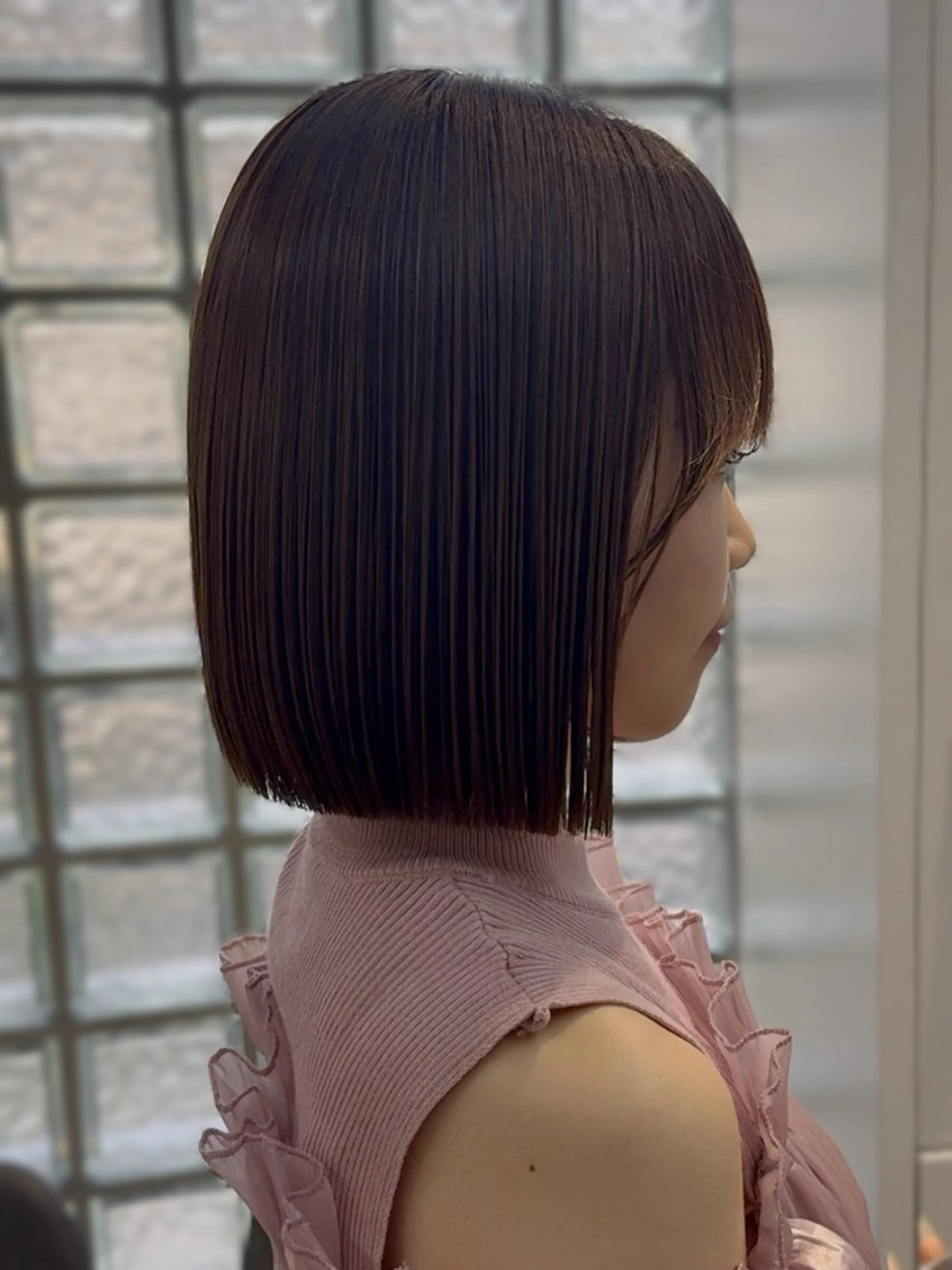 ショート ストンボブ/ 縮毛矯正/岩澤脩太のヘアスタイル