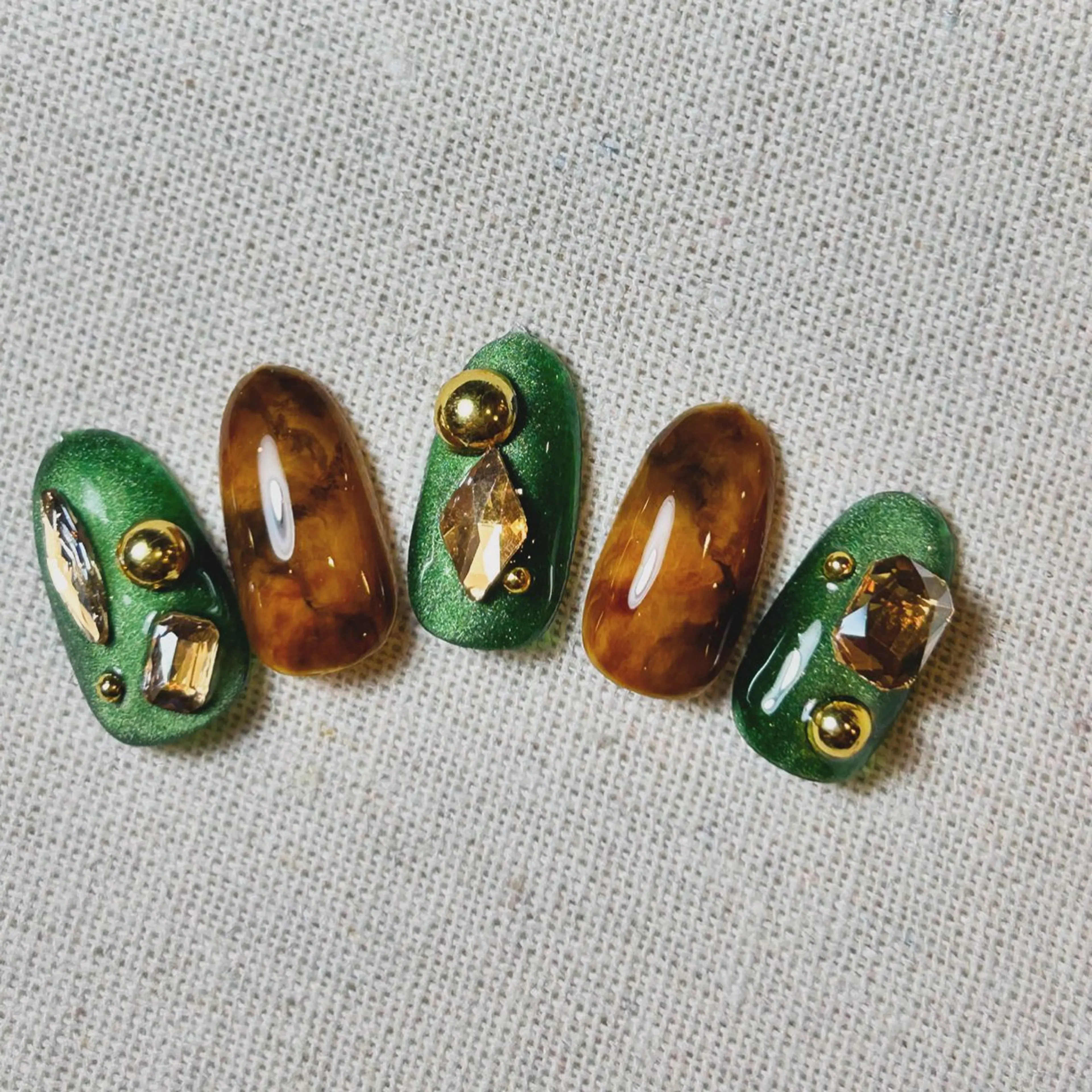 ネイル amour 川崎店所属・amour 川崎店のネイルデザイン