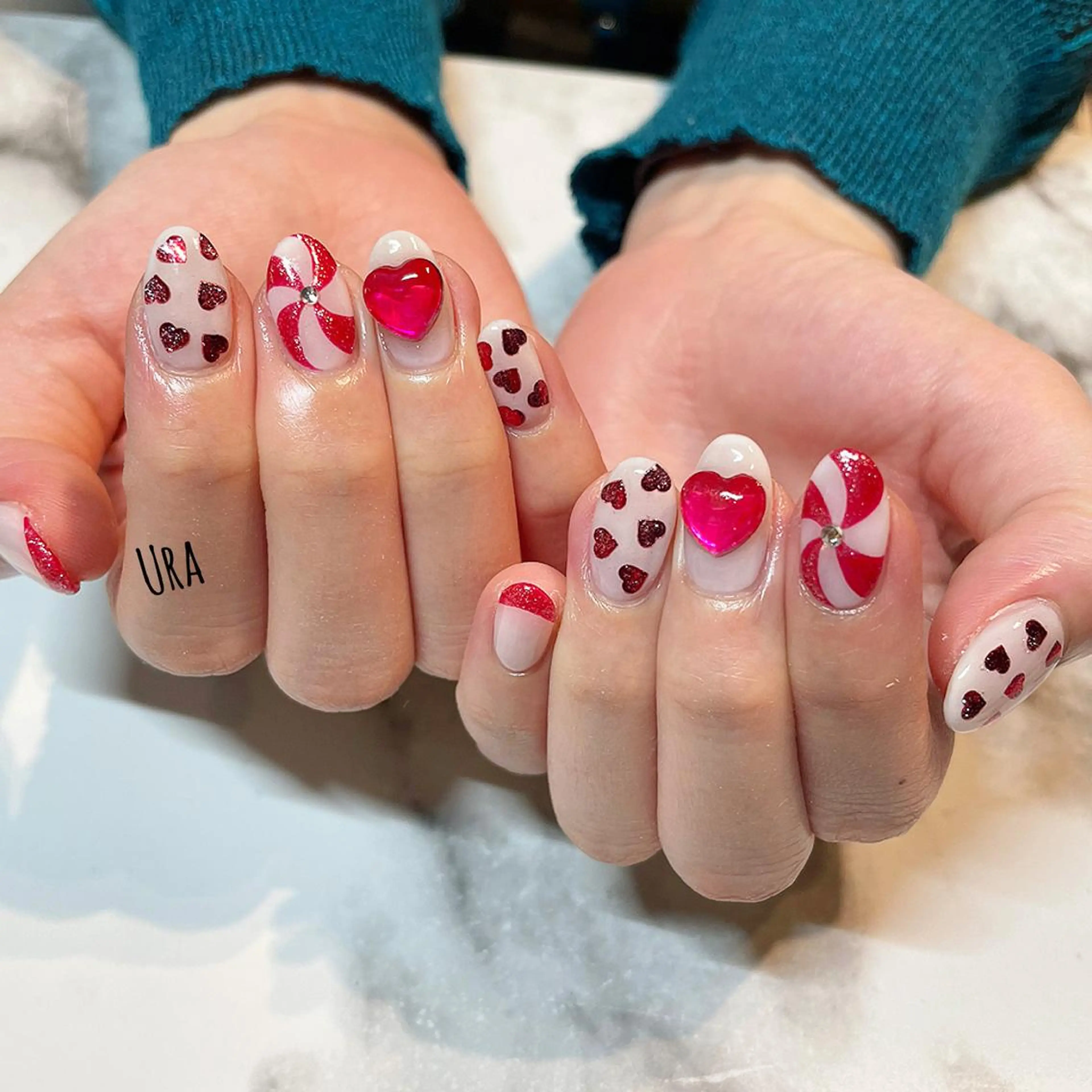 ネイル バレンタイン ハンドネイル UrakoNail 《nail》のネイルデザイン