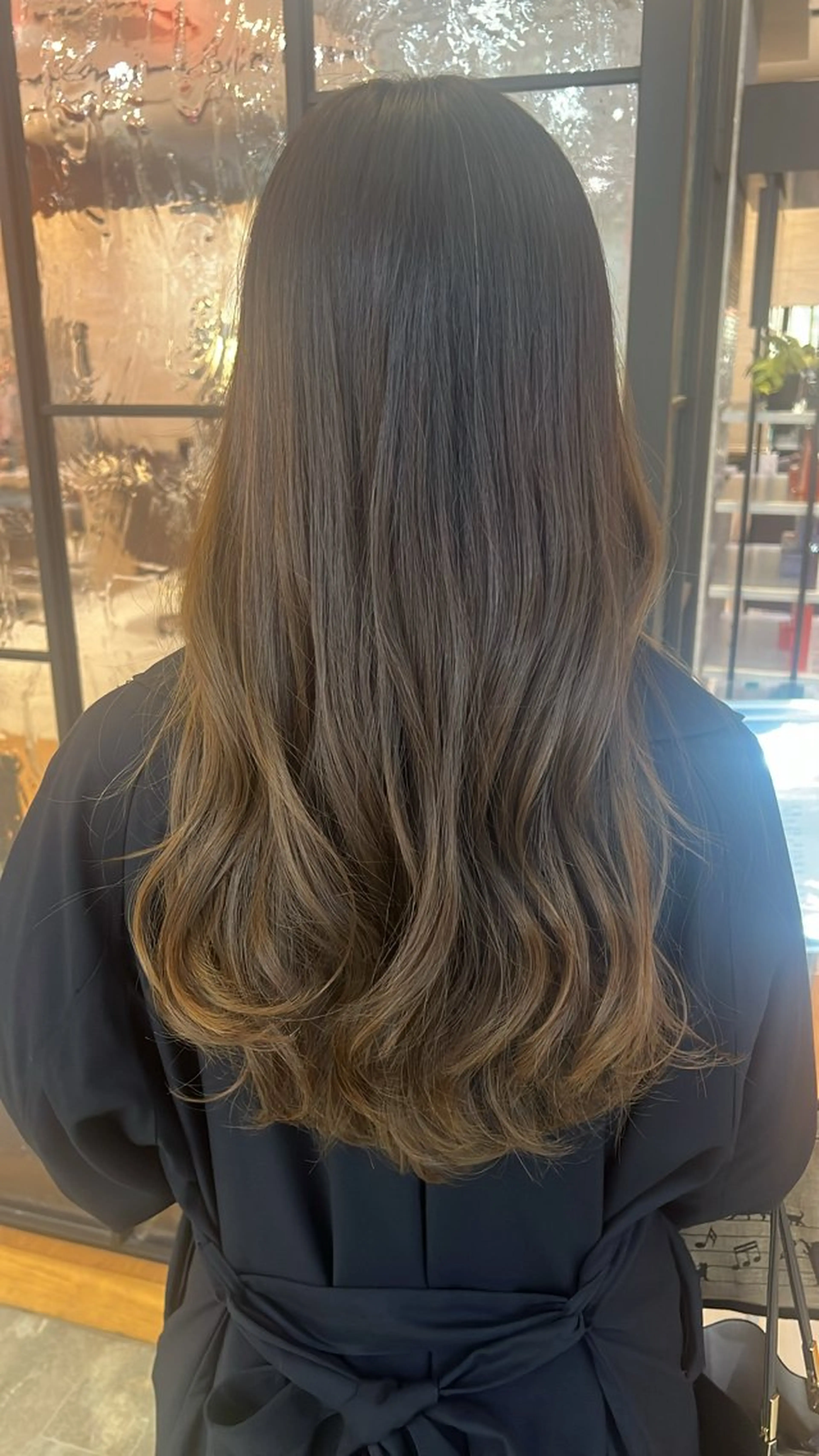 ロング 岡﨑 怜奈のヘアスタイル