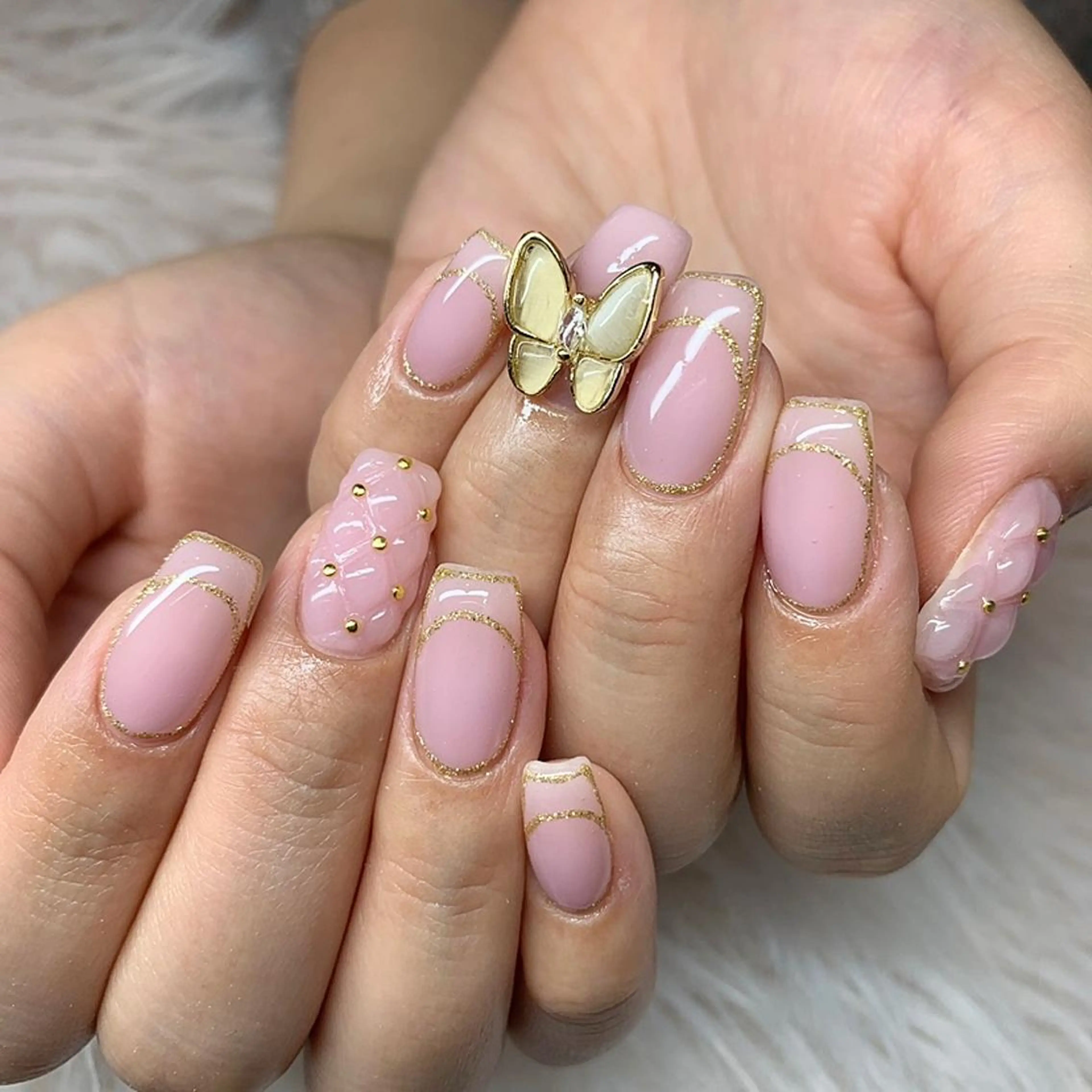 ネイル AERA nail shino🐱⸝꙳のネイルデザイン