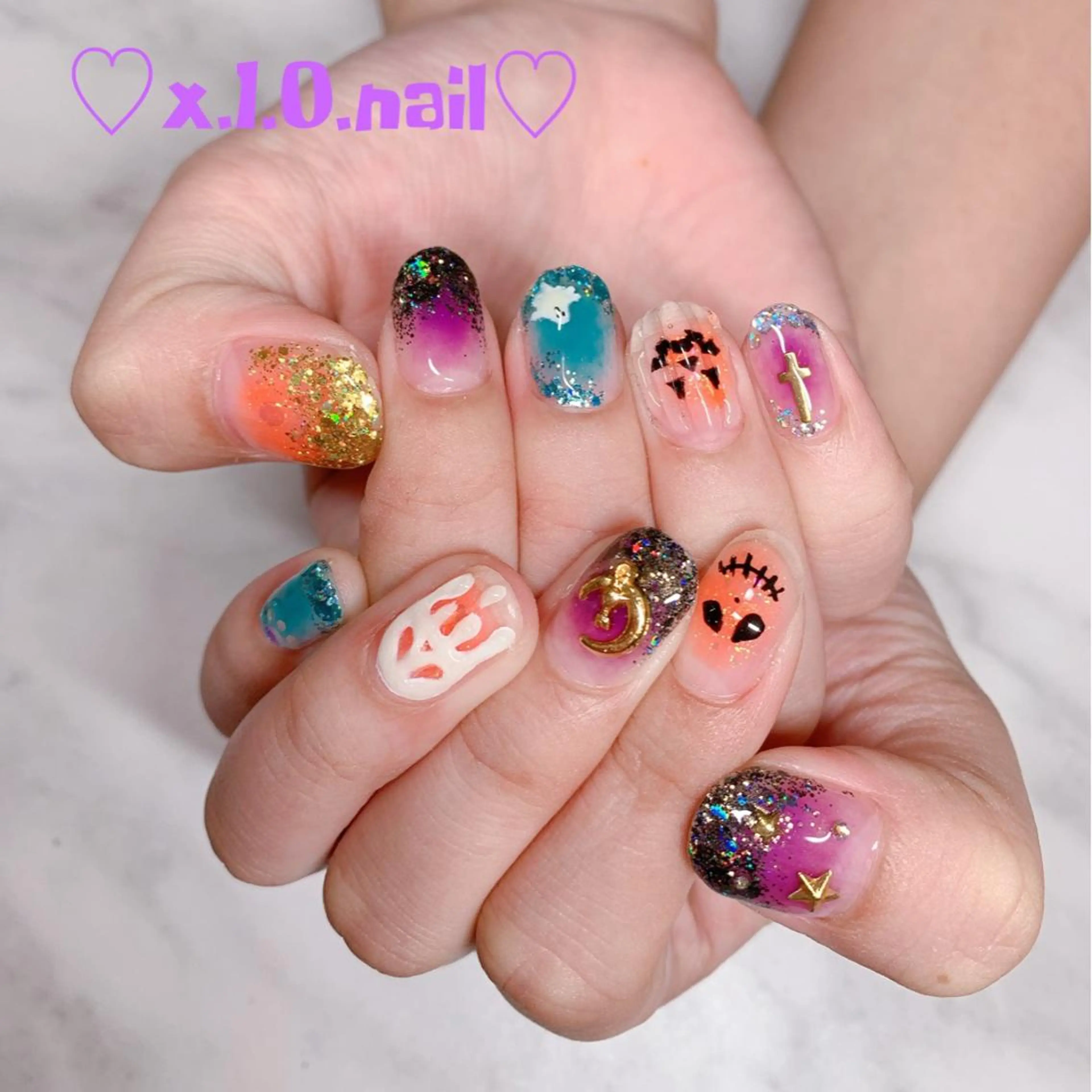 ネイル アニマル柄 アートネイル ハロウィン ニュアンスネイル ネイルチップ ハンドネイル x.1.0.nail ♡Cのネイルデザイン
