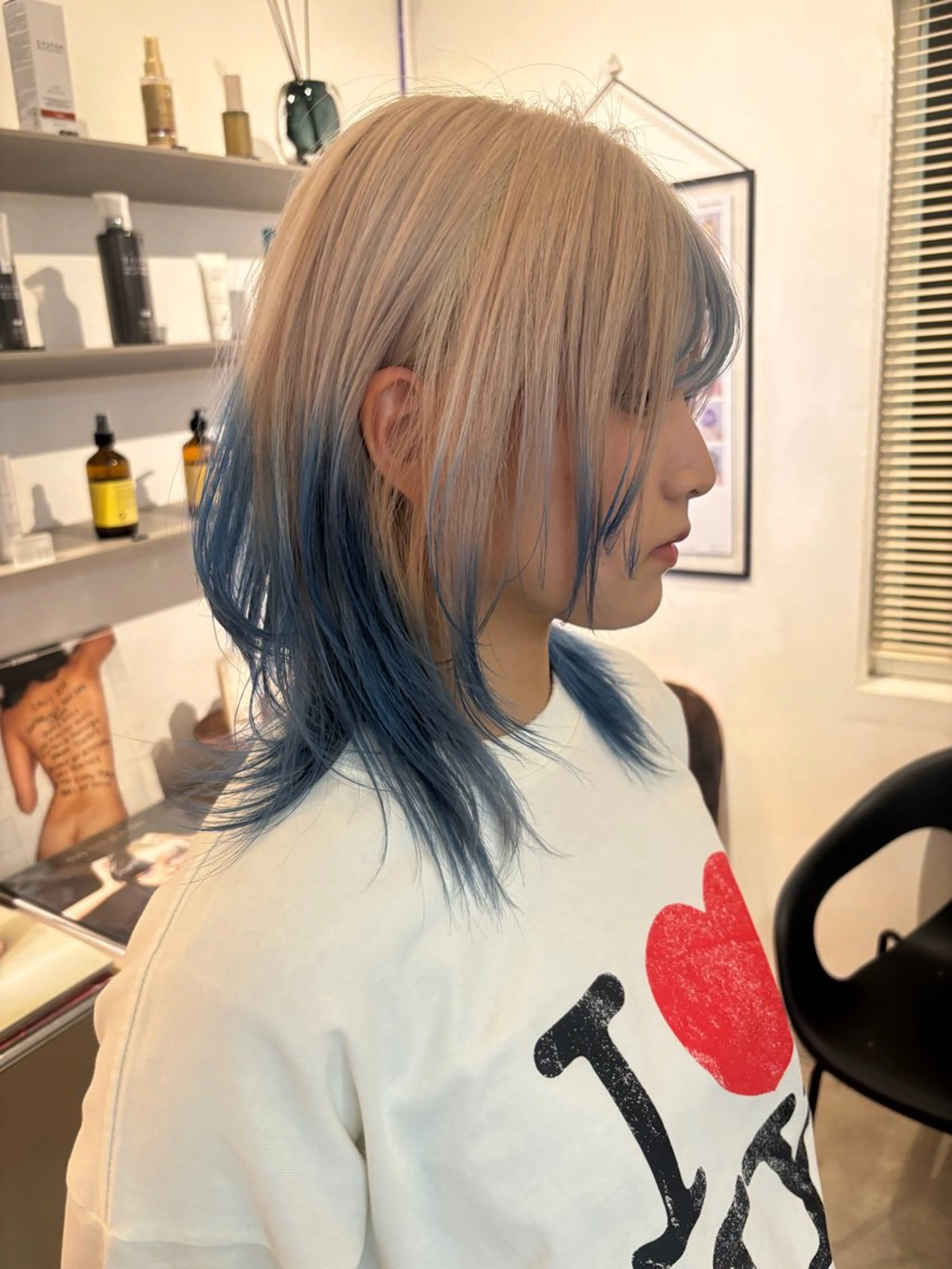 ミディアム カラー デザインカラー ヘアカラー Tsukasa/ ハイトーン/寒色のヘアスタイル