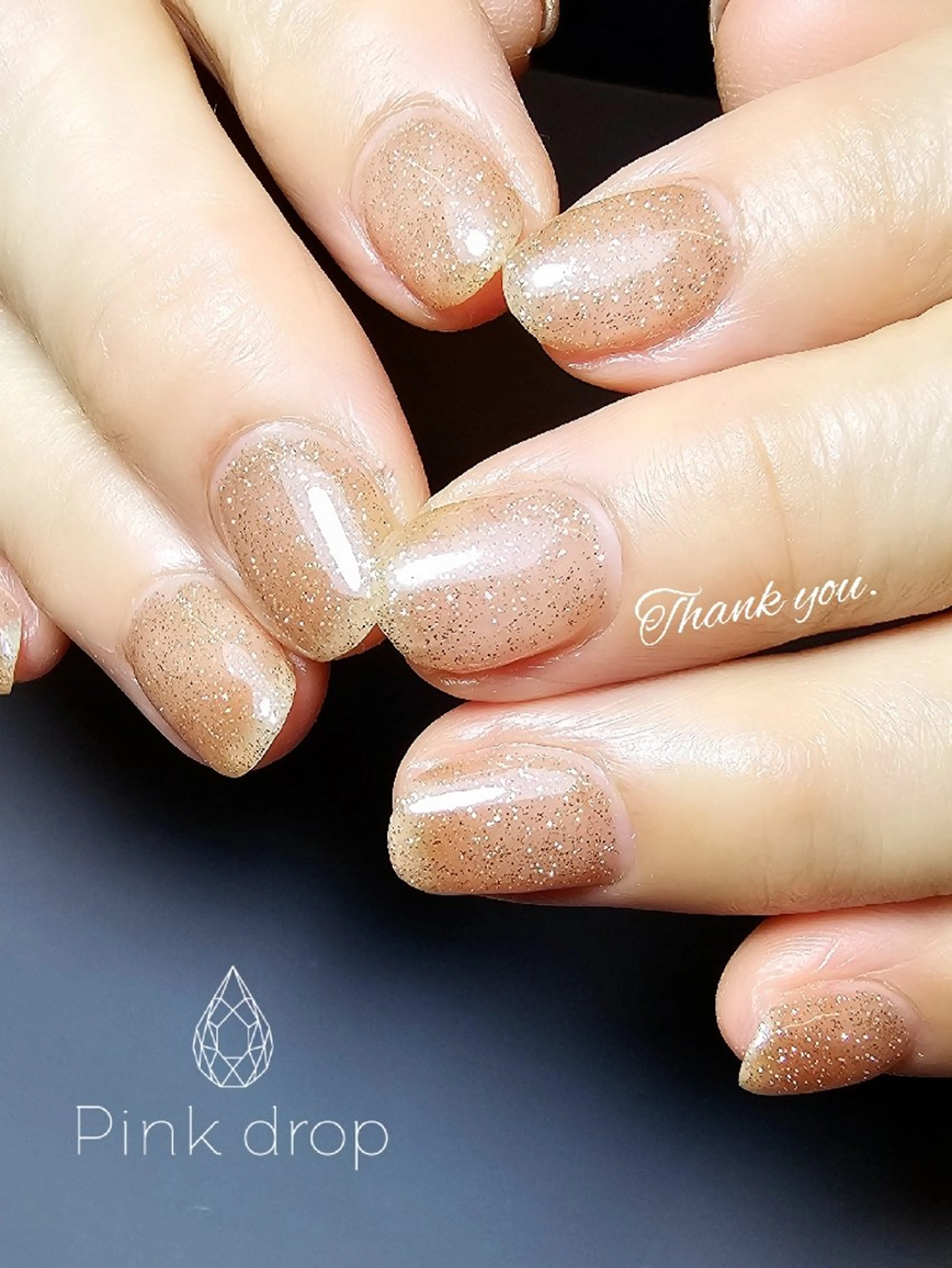 ネイル フラッシュネイル ゴールド ラメ(グリッター) pinkdrop _sanaeのネイルデザイン