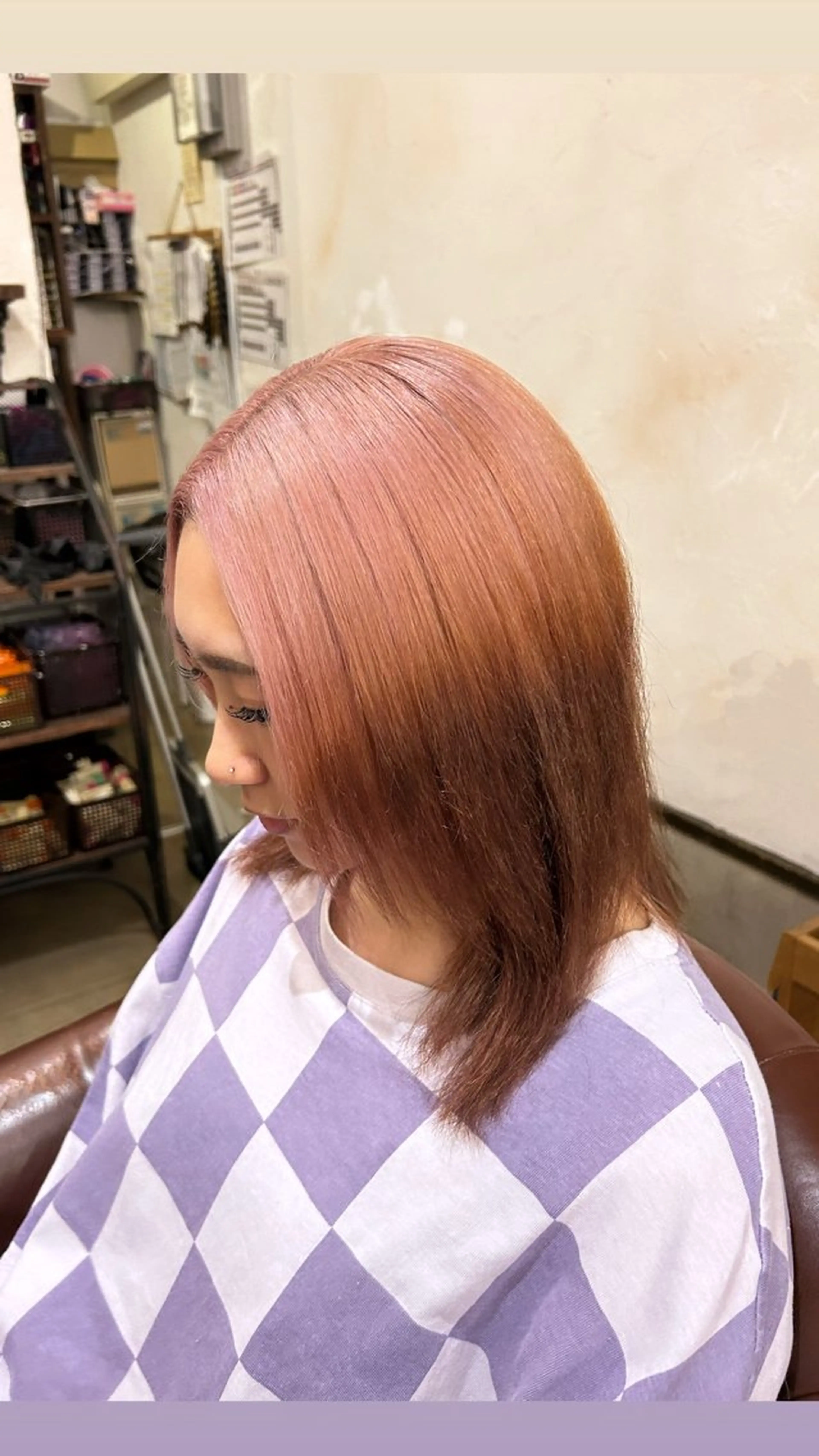 セミロング カラー ブリーチ ピンクカラー 🫧 のぞみ🫧のヘアスタイル