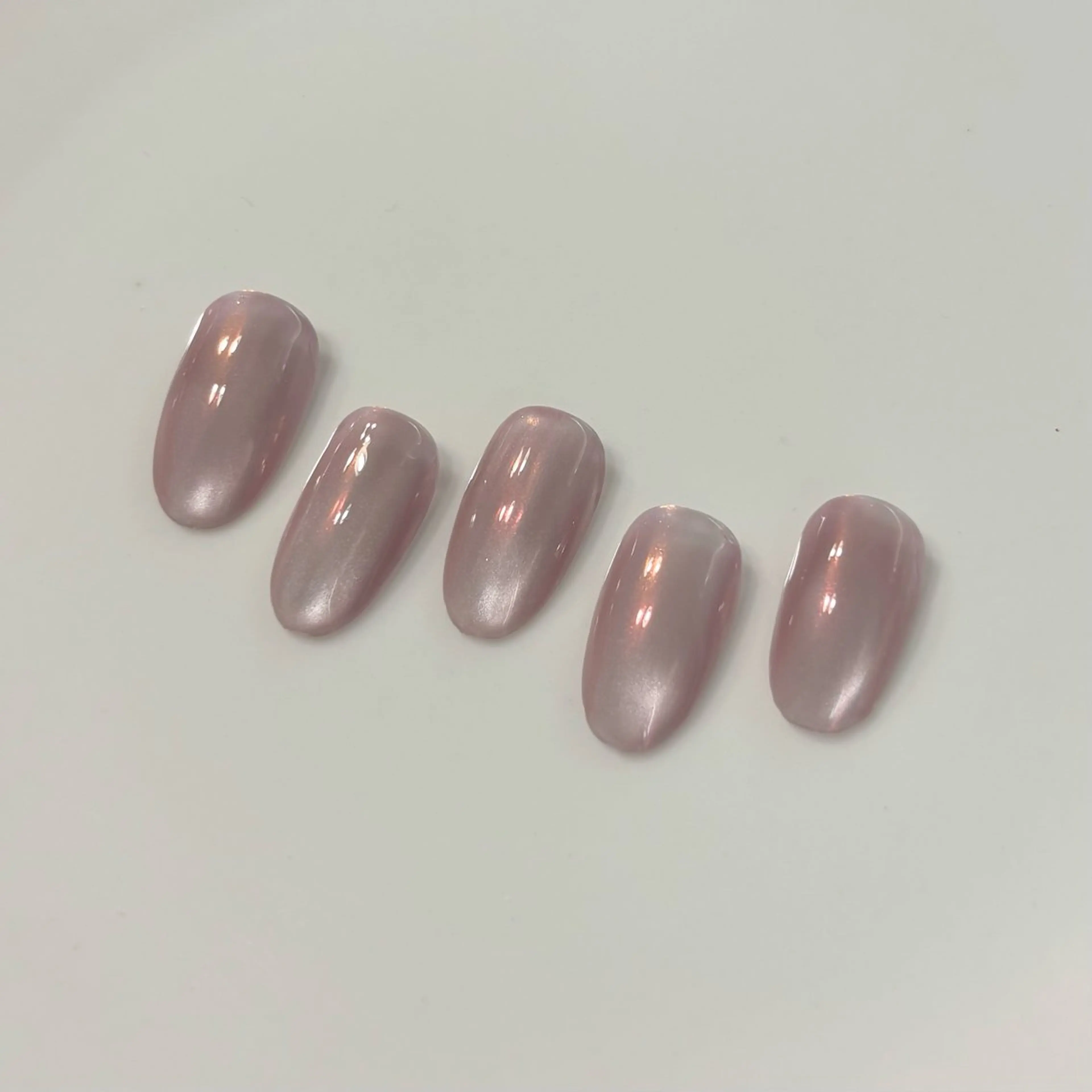 ネイル オーロラネイル マグネットネイル nailsalon kopeのネイルデザイン