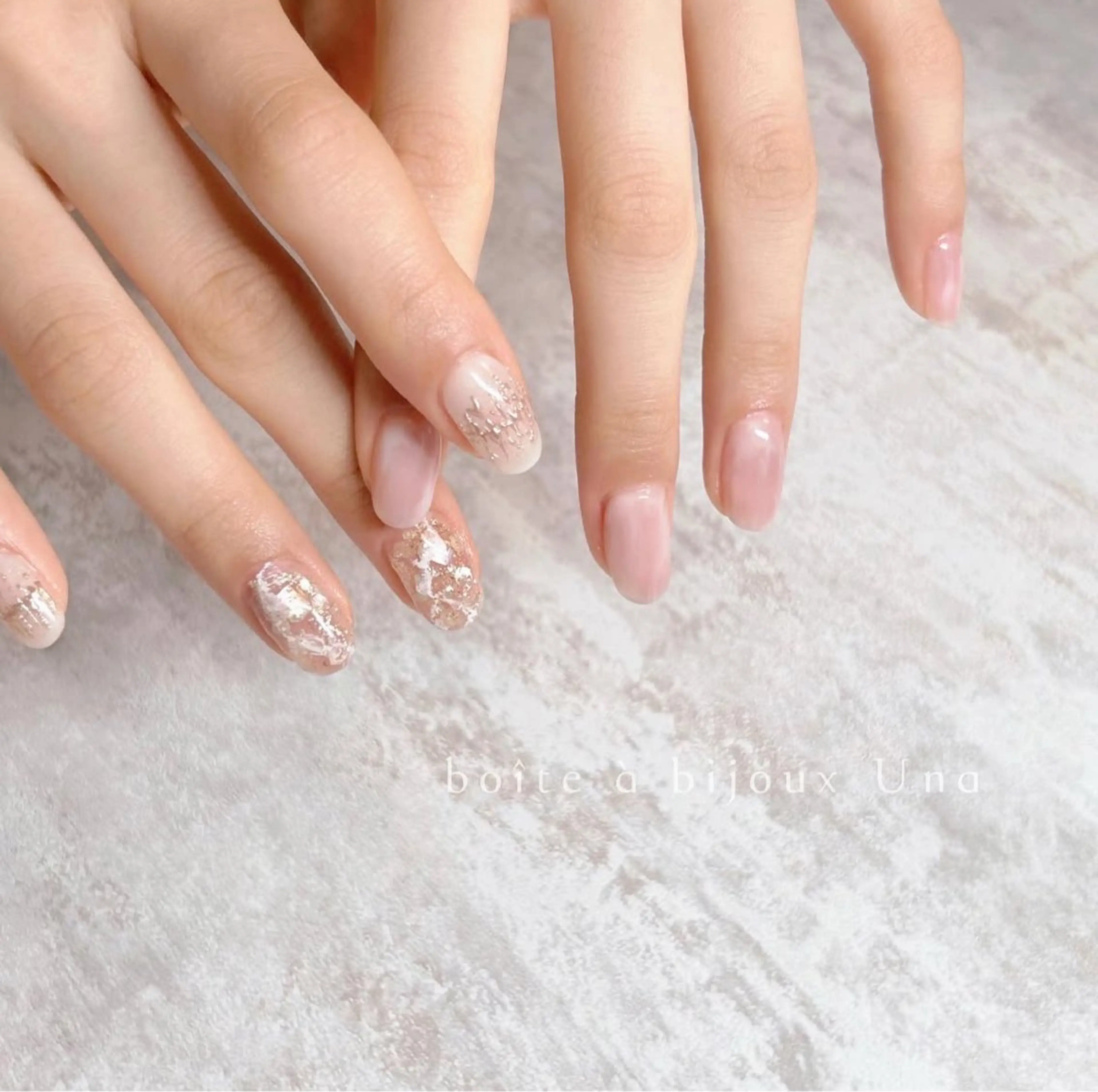 ネイル アートネイル ラメ(グリッター) 大理石ネイル(マーブル) ミラーネイル ニュアンスネイル boite a bijoux Unaのネイルデザイン
