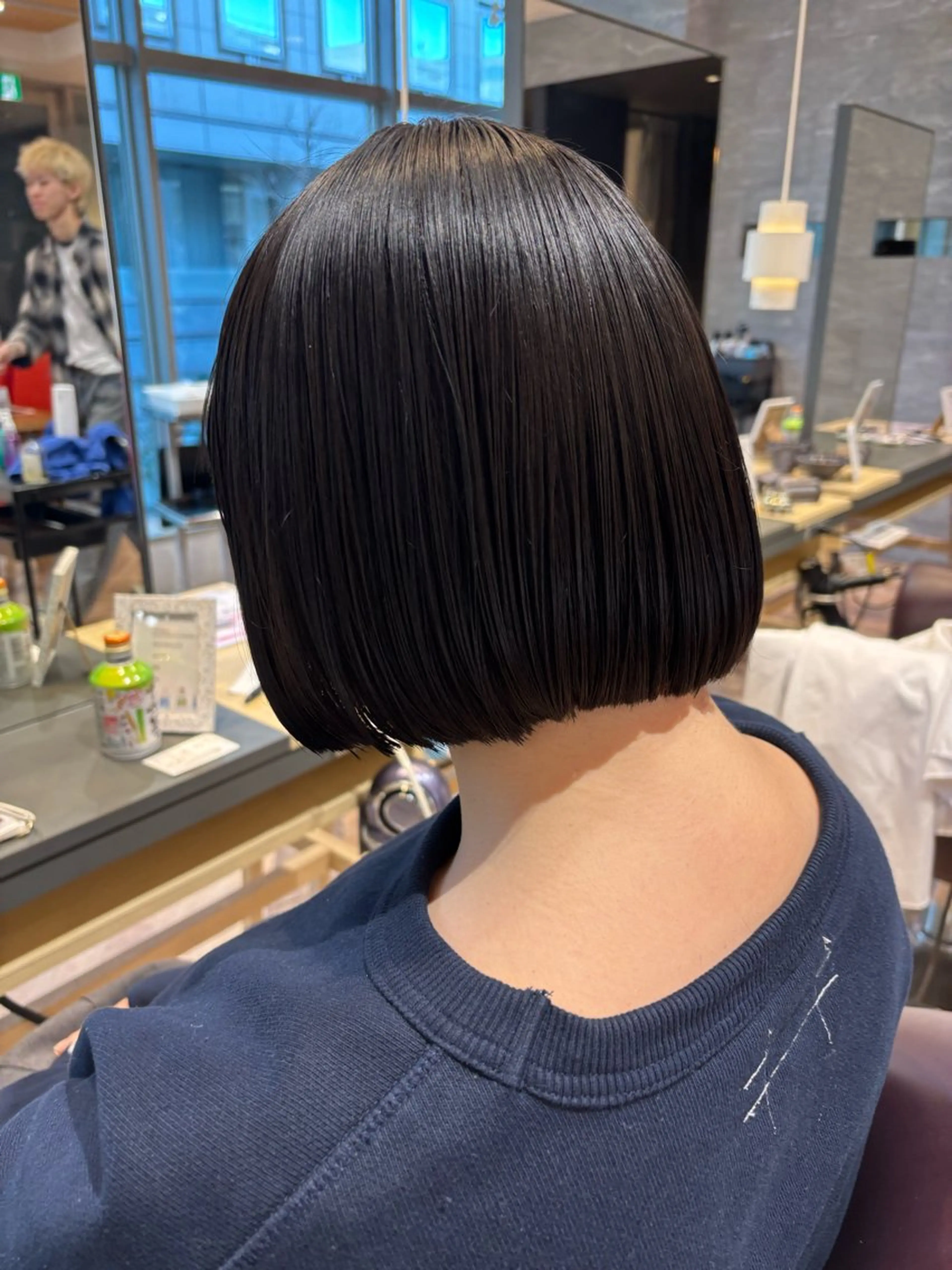 ショート 切りっぱなしボブ ボブ ゆい/パーマ/レイヤ ー/似合わせカラーのヘアスタイル