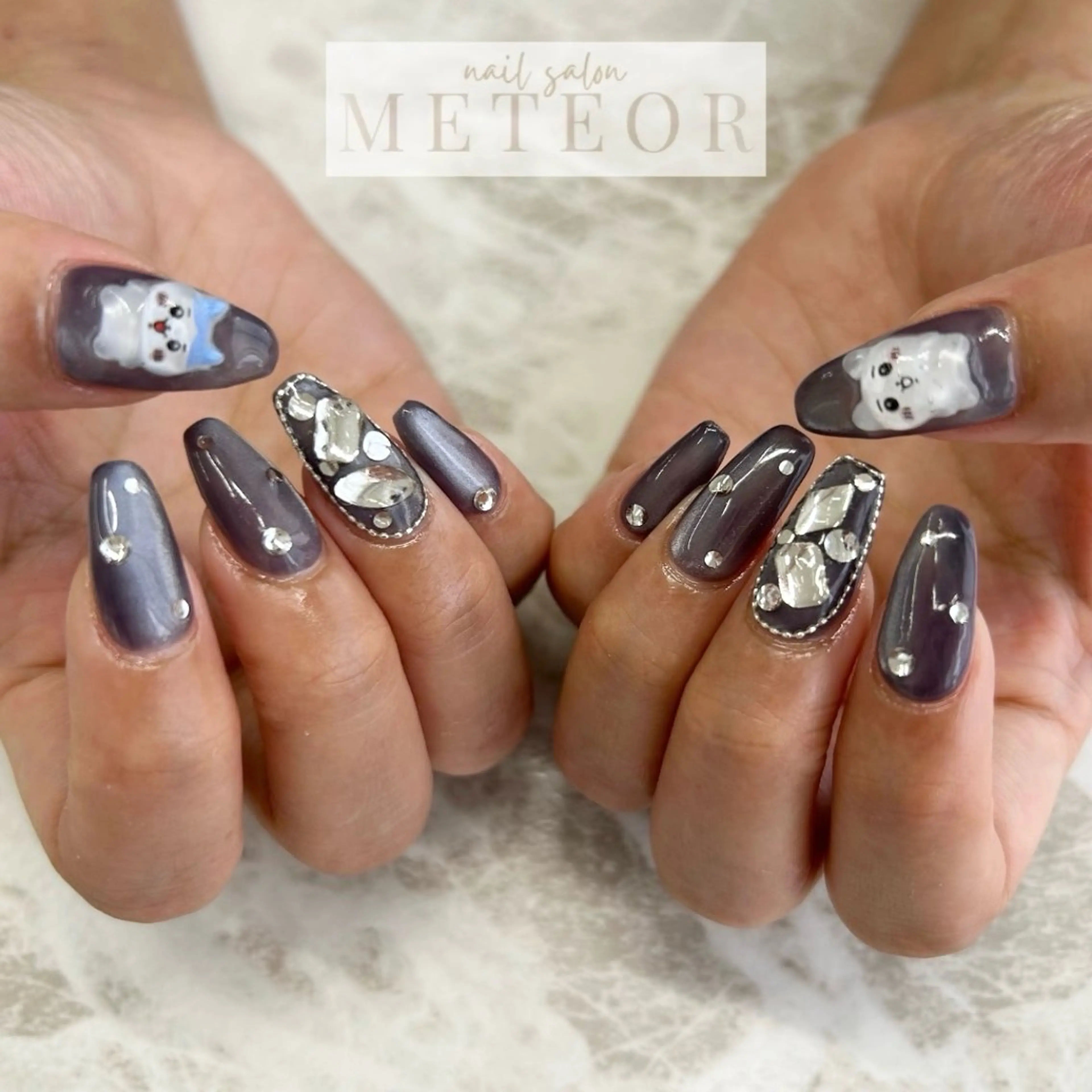 ミディアム ハンドネイル METEOR💫 staffのネイルデザイン