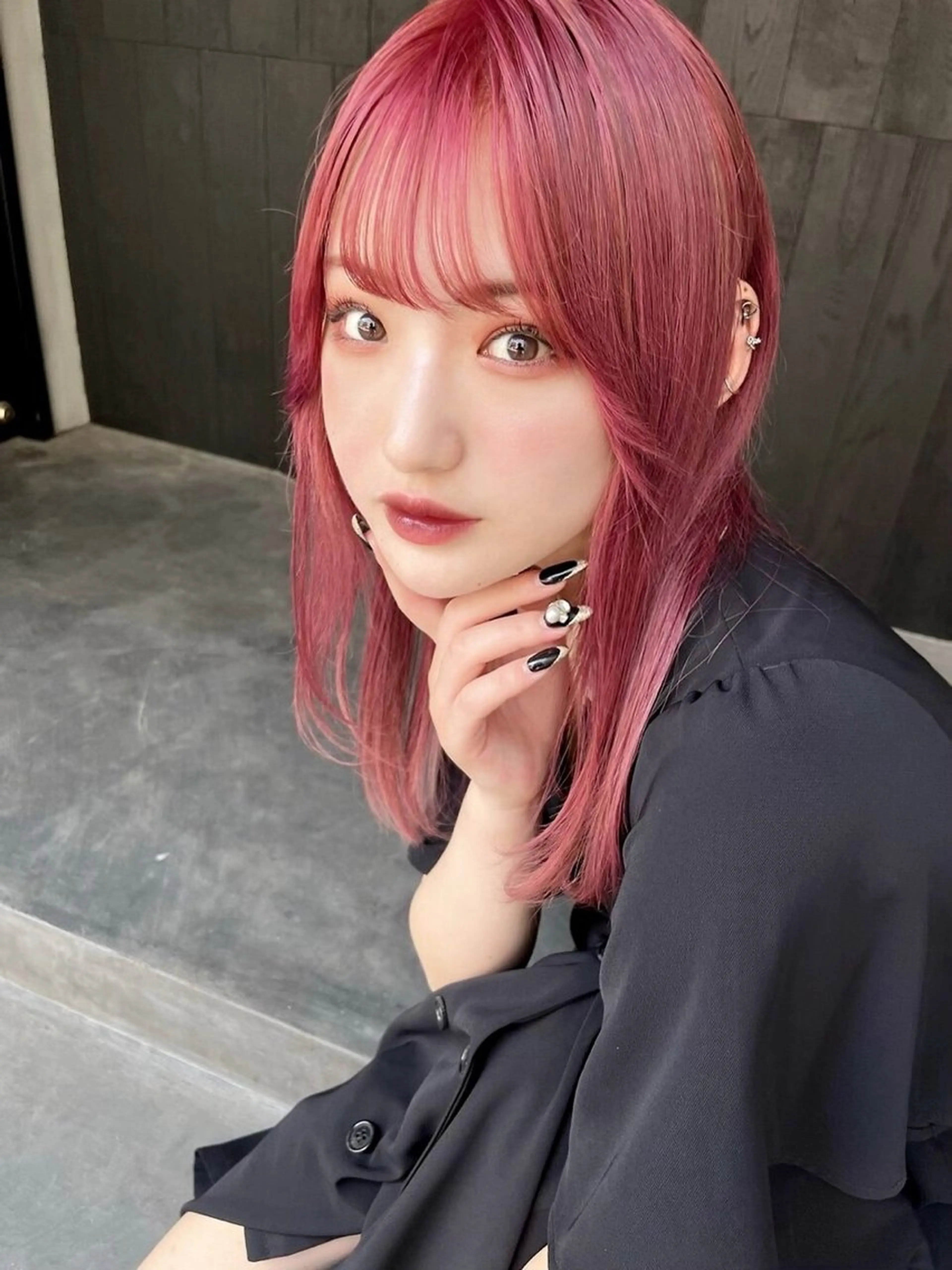 ミディアム カラー ヘアカラー 西村 理伽のヘアスタイル