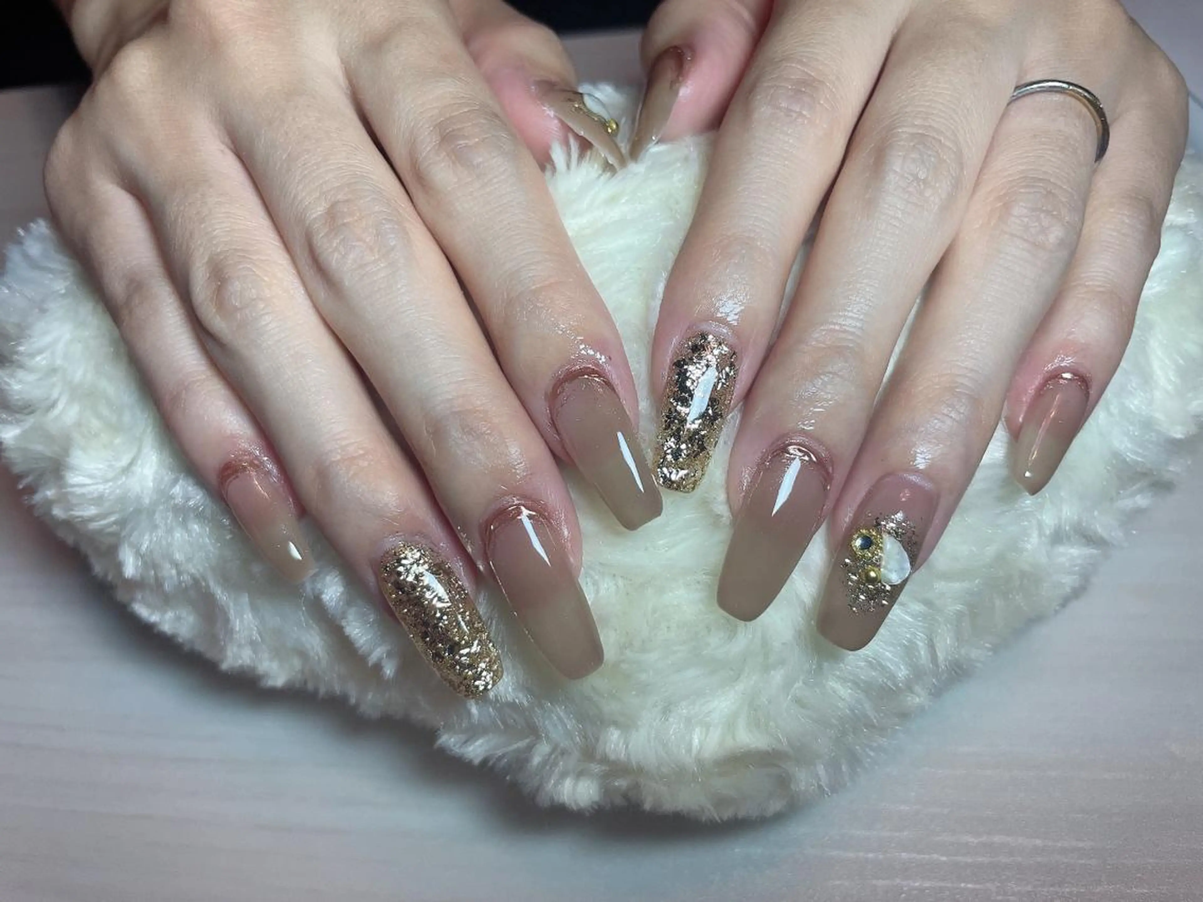 ネイル ミラーネイル ハンドネイル Whity kiriのネイルデザイン