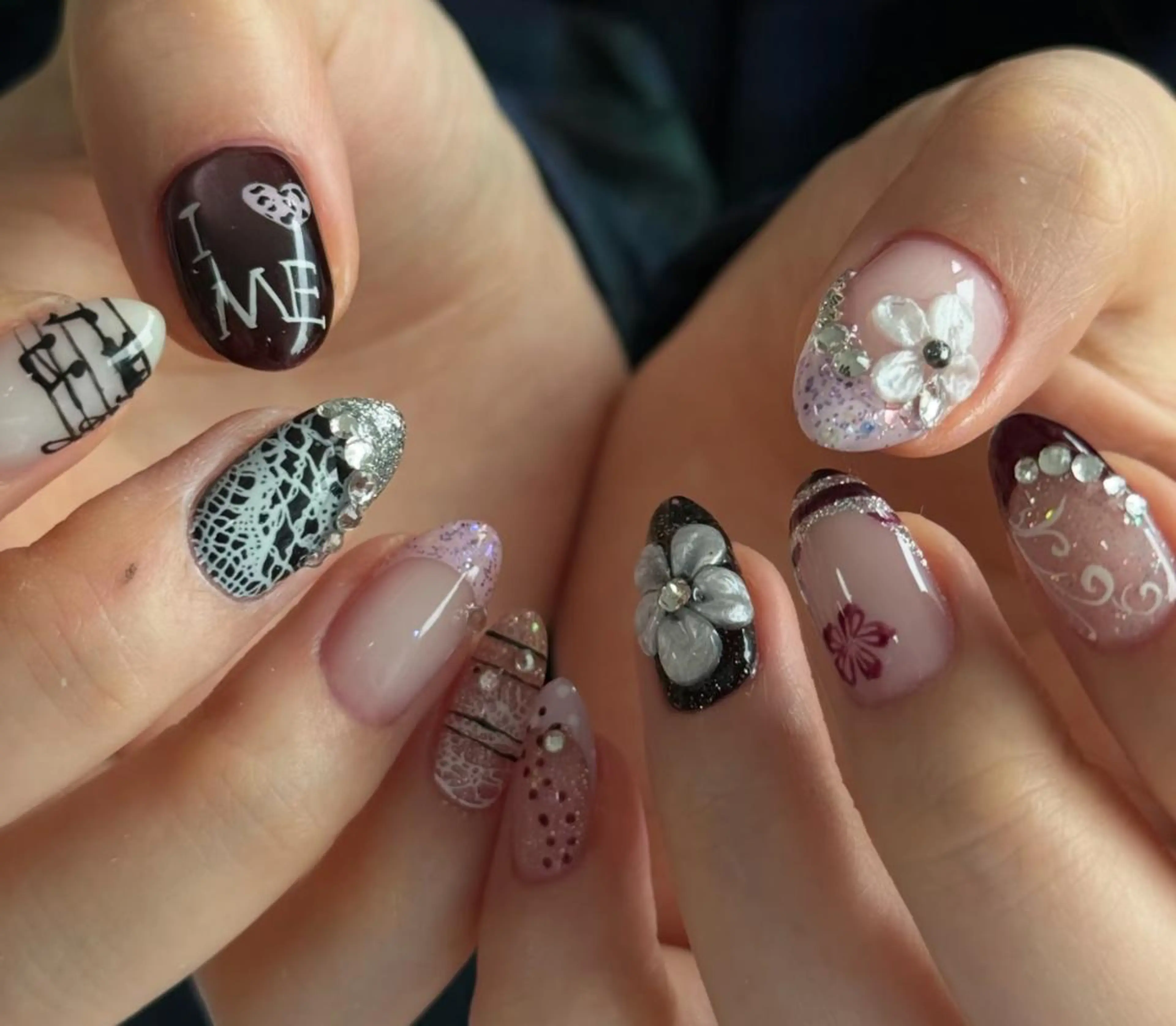 ネイル ハンドネイル ハンドケア 🍑 momo_nailのネイルデザイン