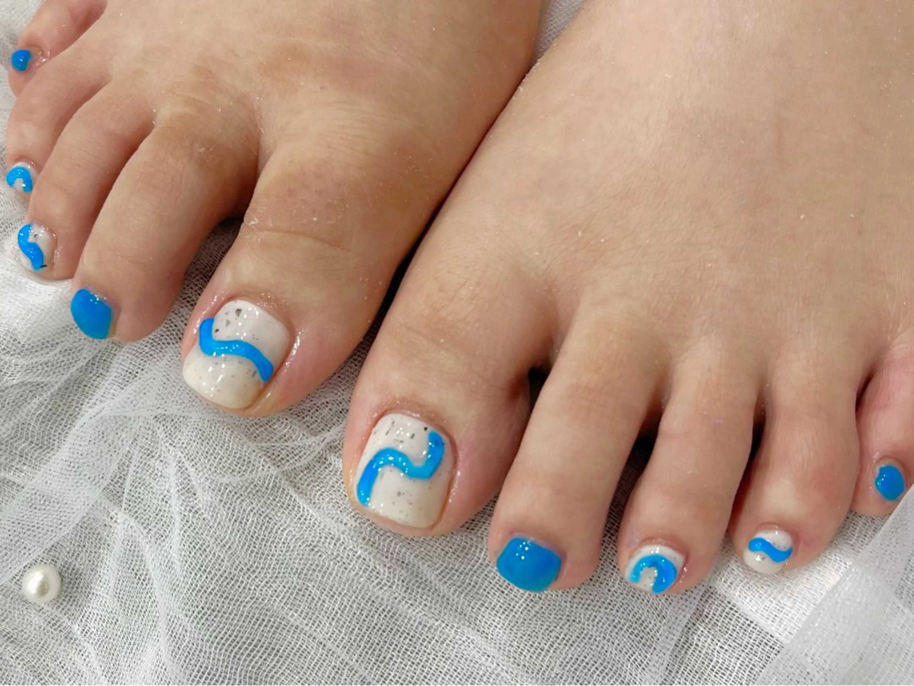 ネイル フットネイル ニュアンスネイル 🧡Shine船橋 鳴海🧡のネイルデザイン