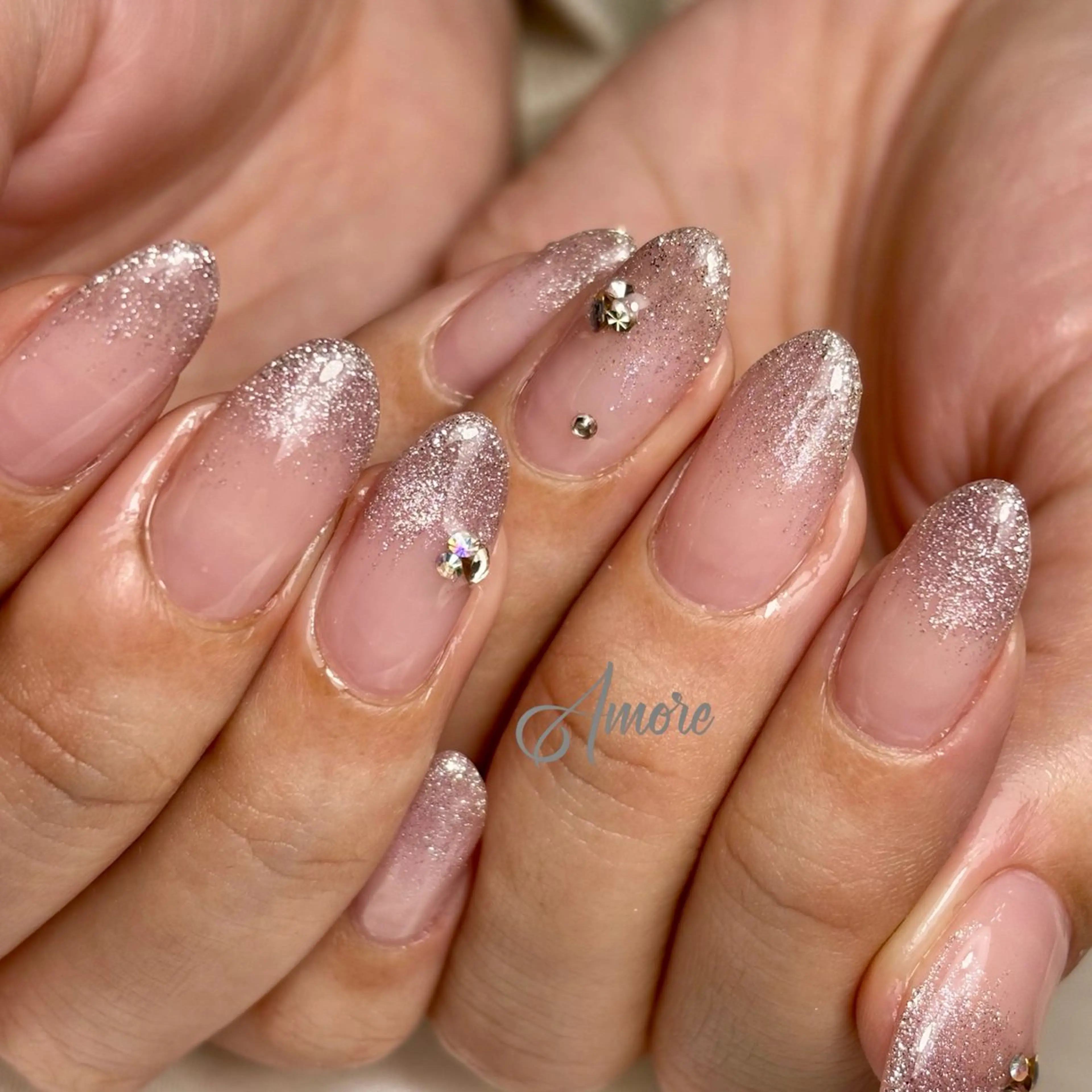 ネイル ジェルネイル キラキラネイル 韓国ネイル マグネットネイル パラジェル You kyehwaのネイルデザイン