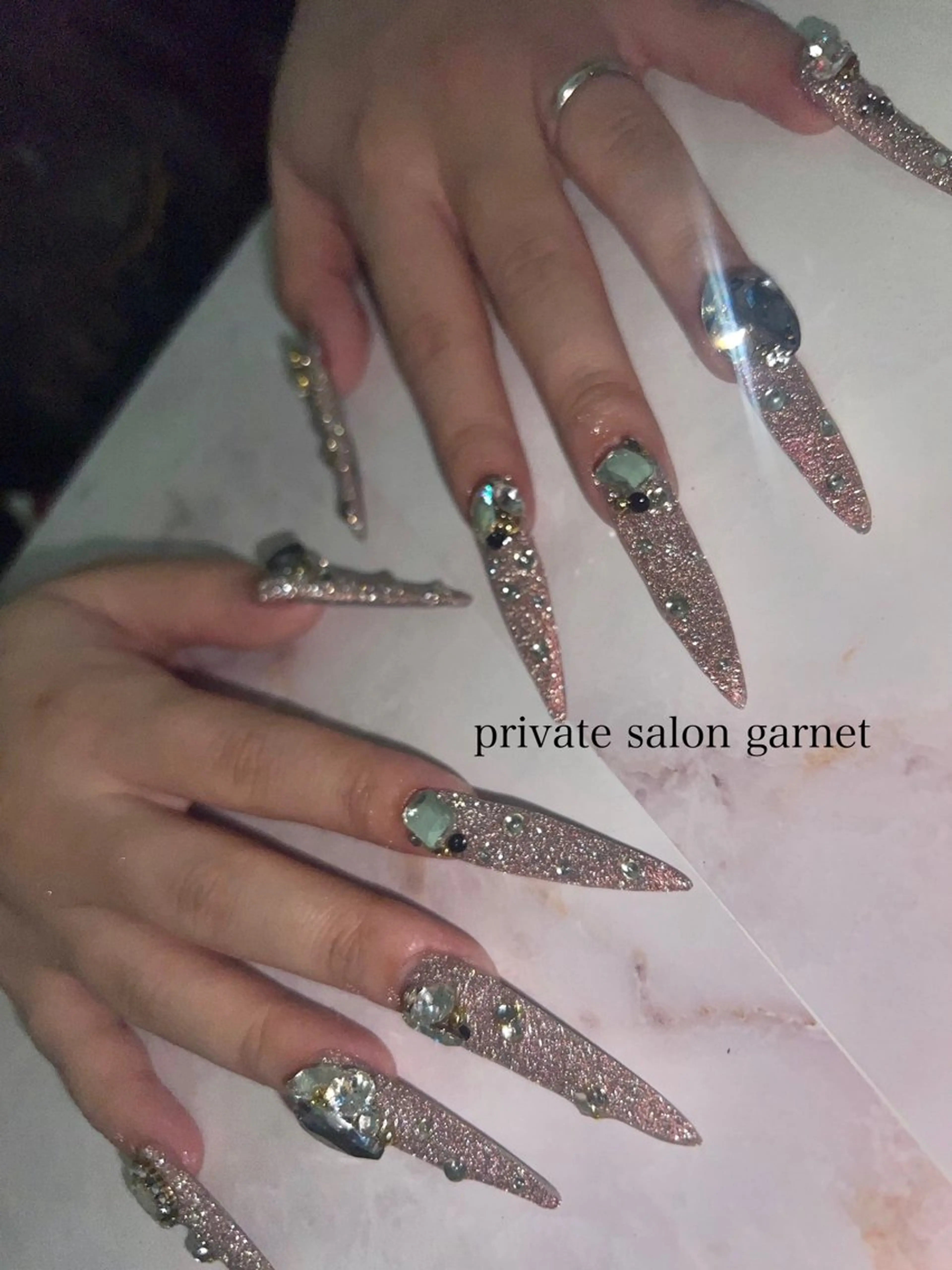 ネイル フラッシュネイル キラキラネイル ハンドネイル Garnet nailのネイルデザイン