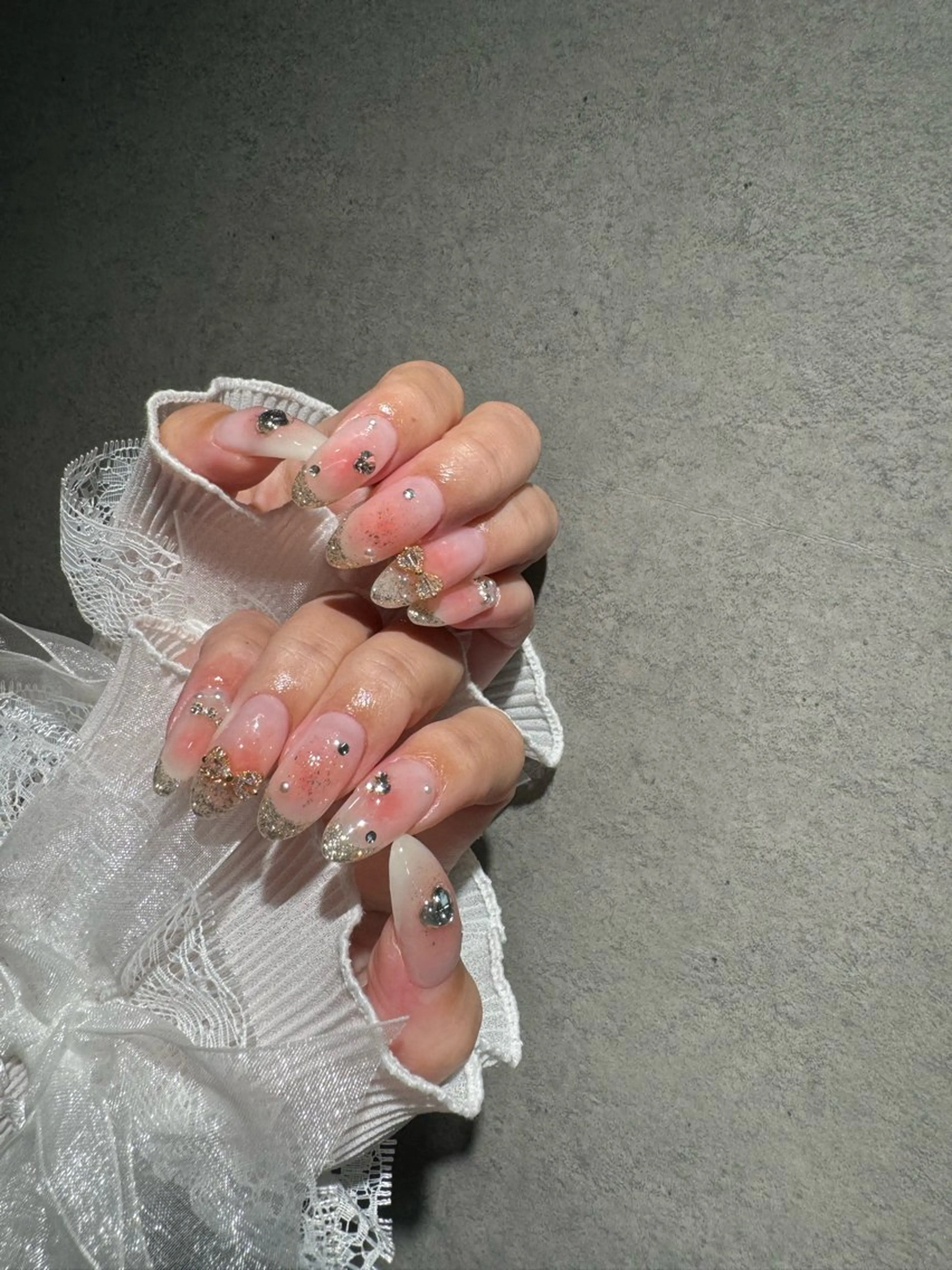 ネイル I-nailロング /ワンホン/キラキラのネイルデザイン