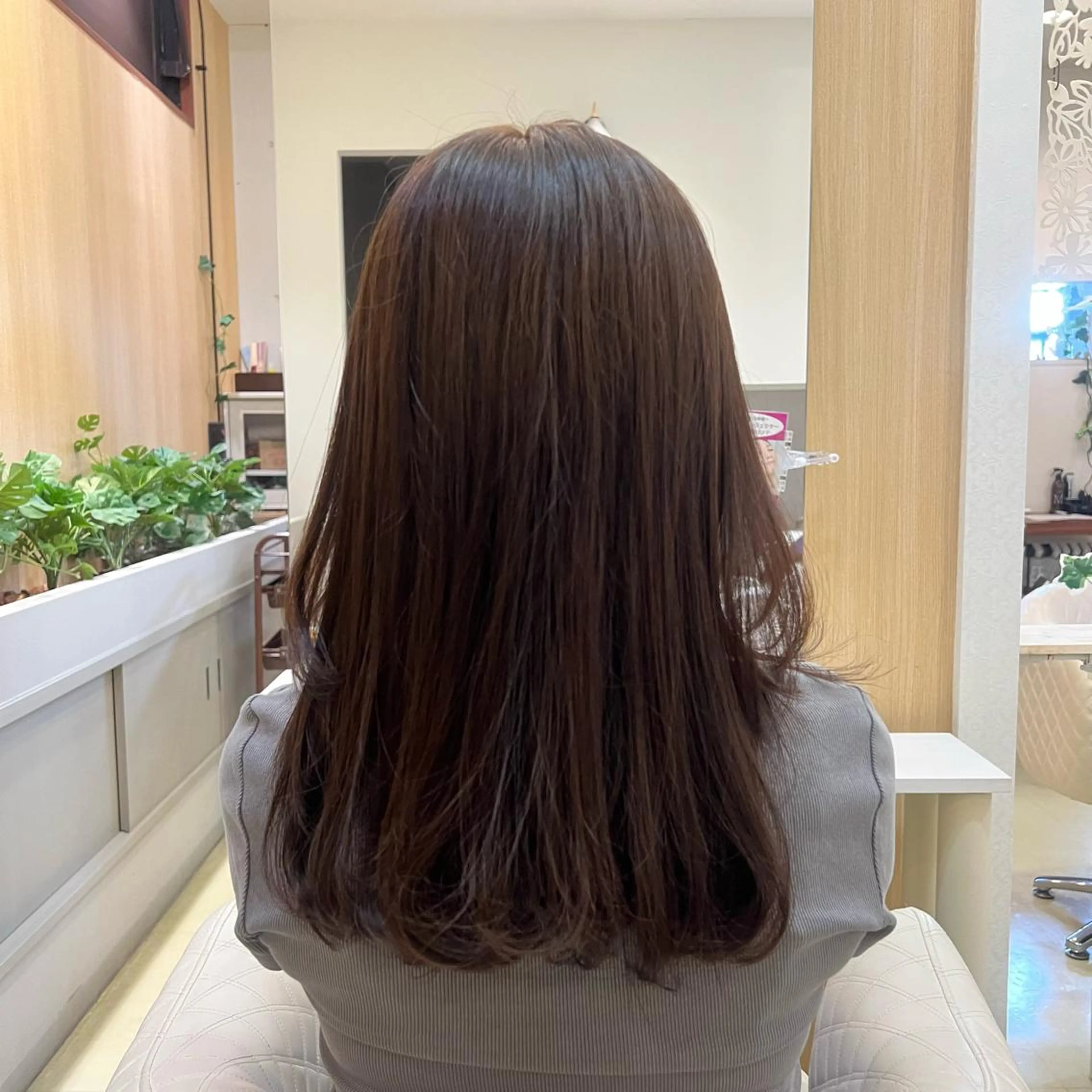 ロング カラー 大西 七海のヘアスタイル