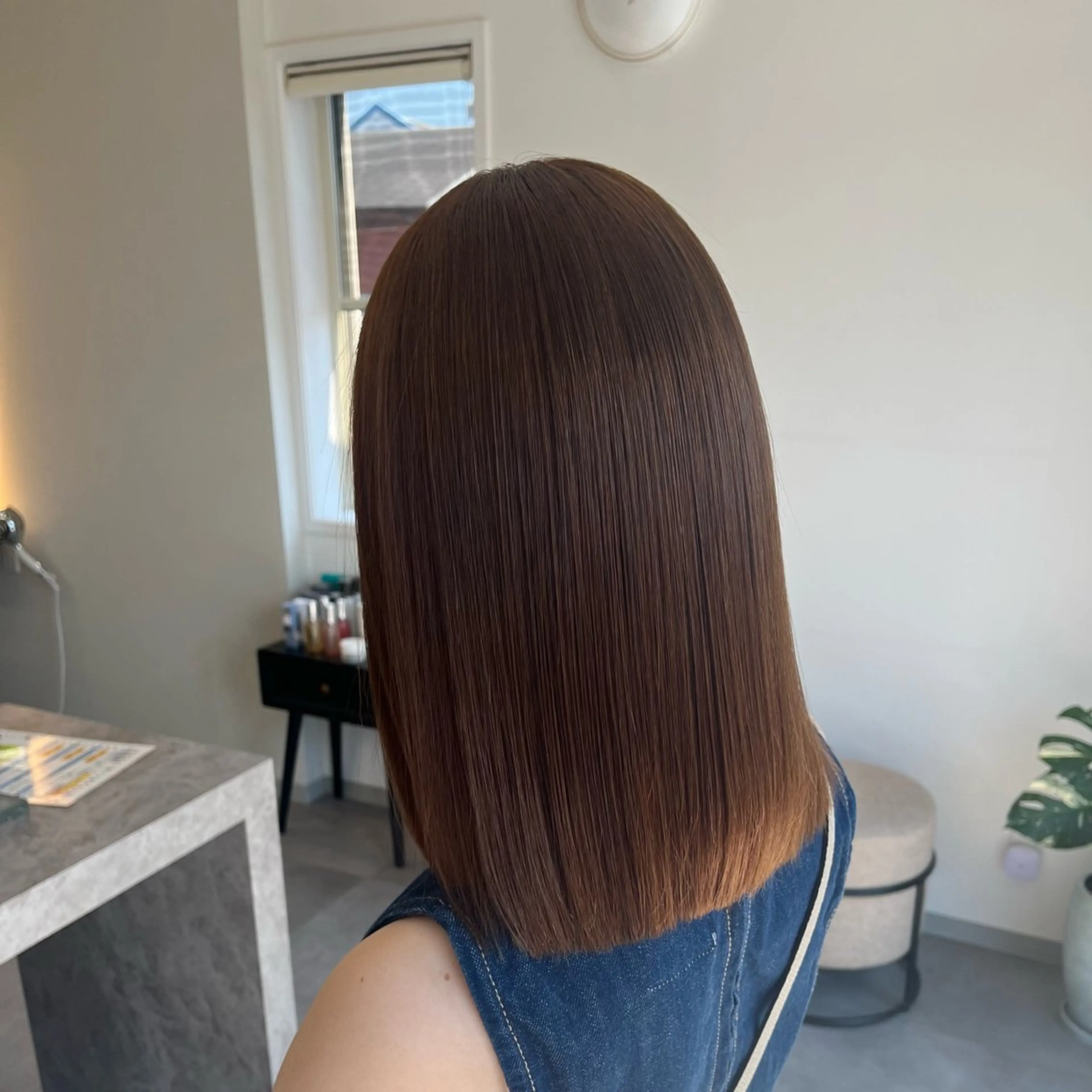 ミディアム 酸性ストレート RIENS xreaのヘアスタイル